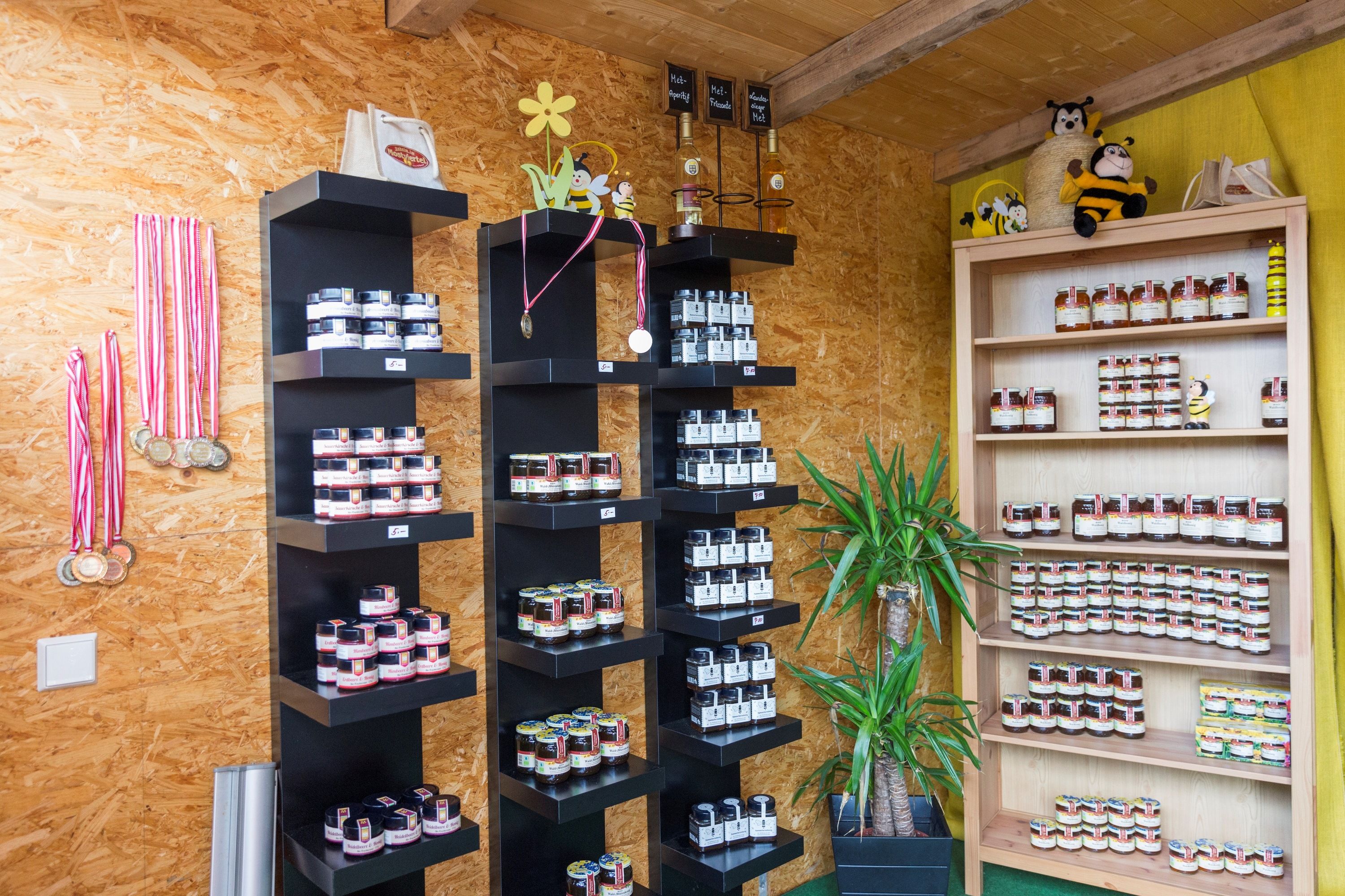 Organic beekeeping Niklas