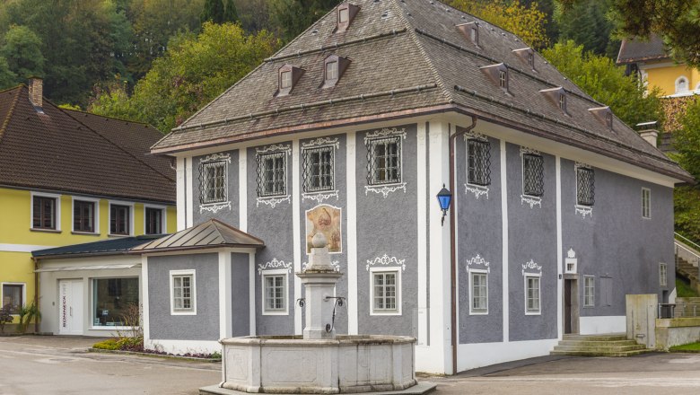 Black house, © Schwarzes Haus Black house, © Schwarzes Haus