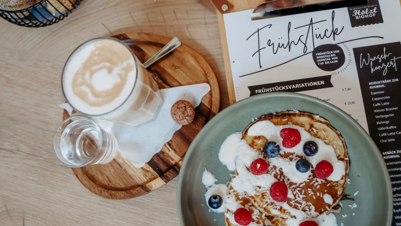 BIO GENUSSKAFFEEHAUS Zwettl, &copy; BIO B&auml;ckerei H&ouml;lzl