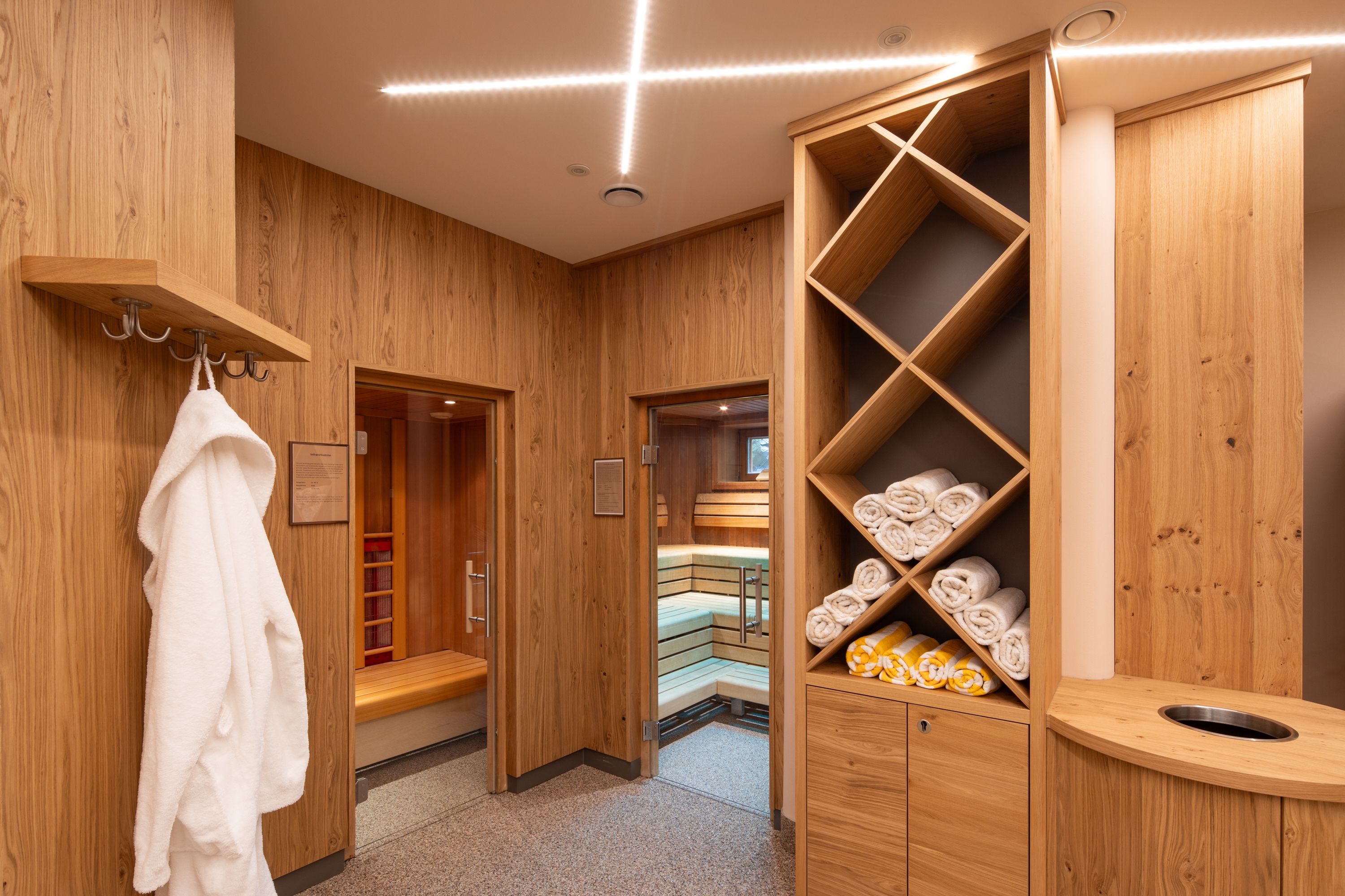 The modern wellness area with Finnish sauna, steam bath, infrared cabin and a bio sauna 