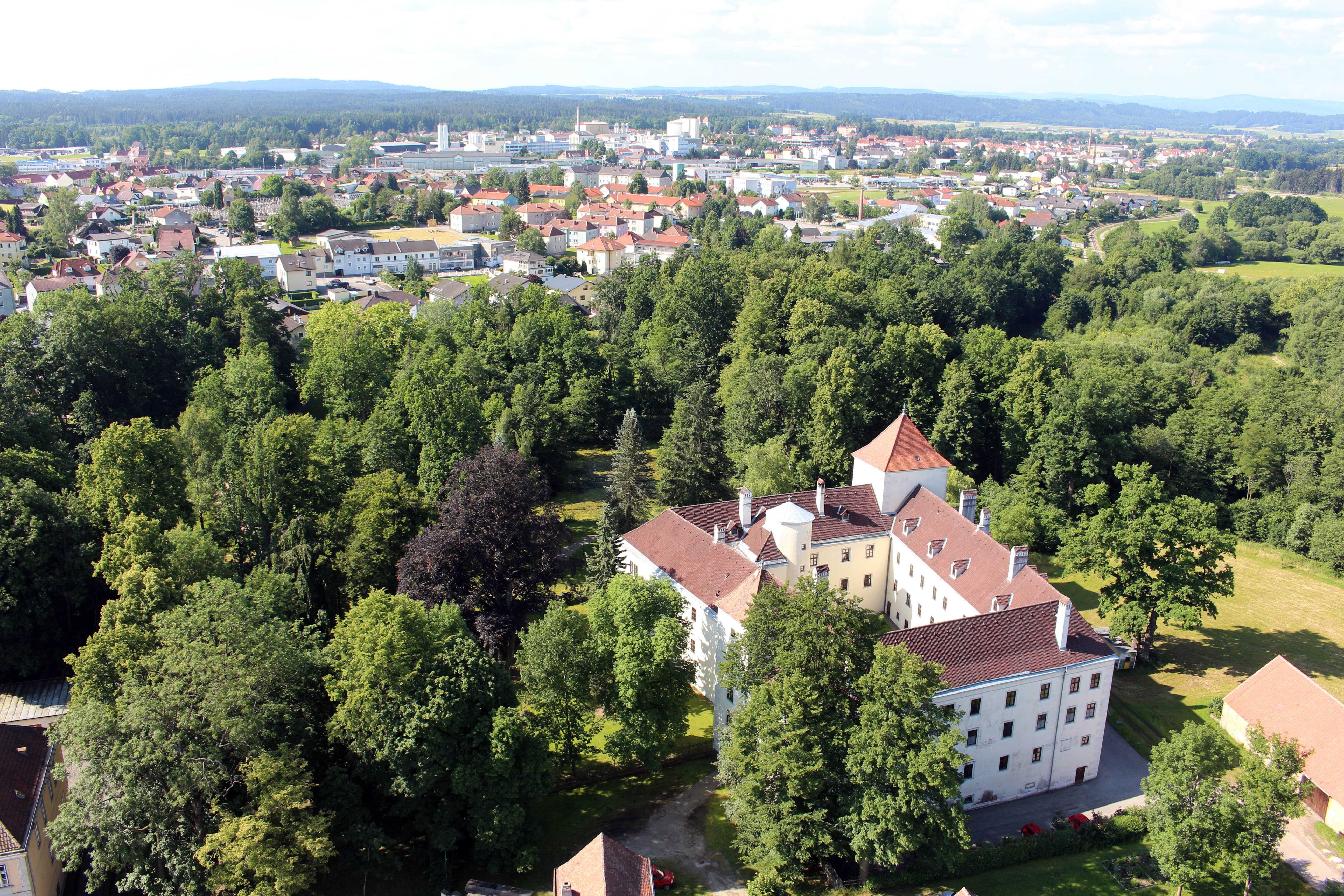 Castle park with Gmünd Castle