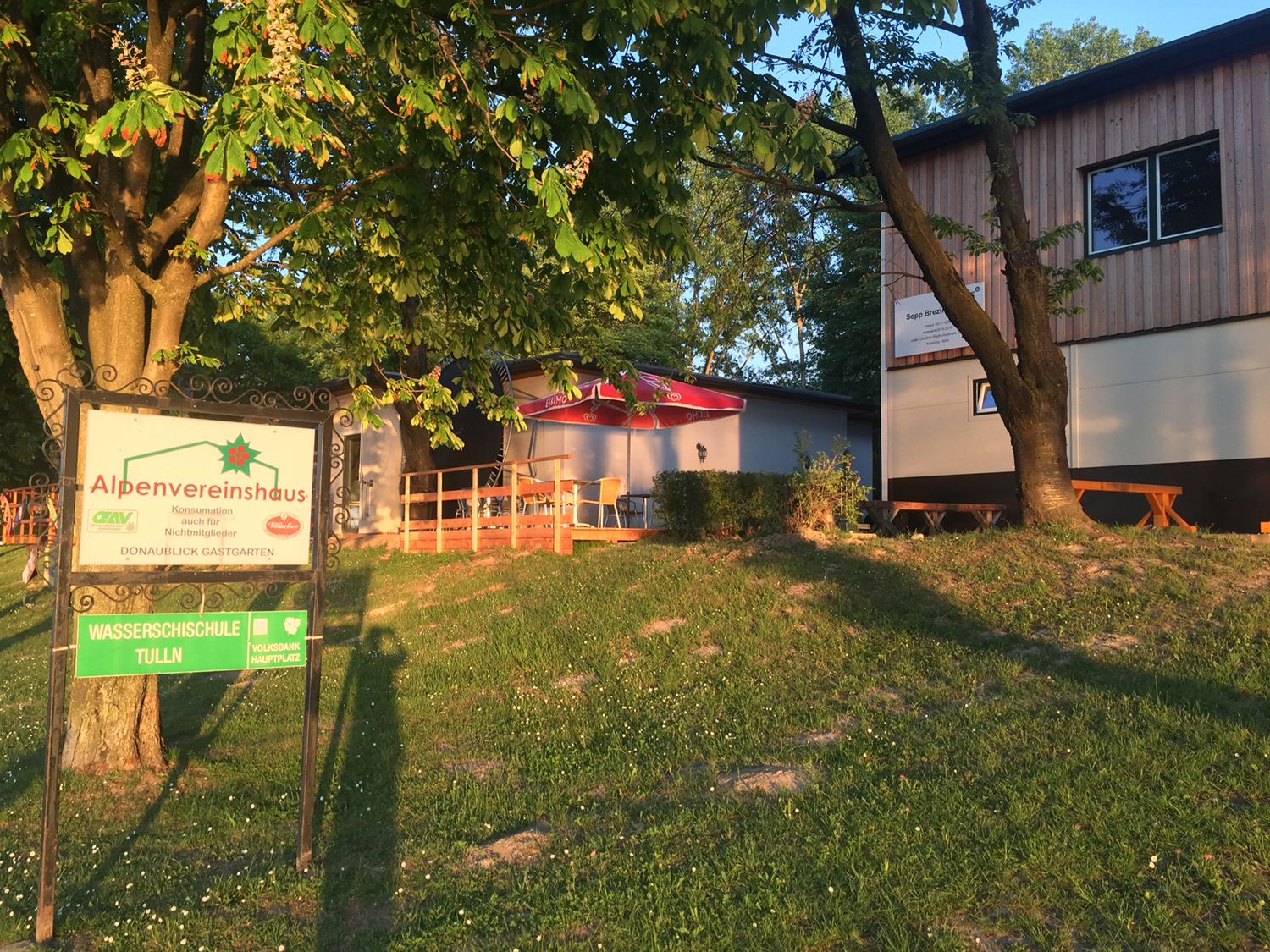 DAV House from the outside 