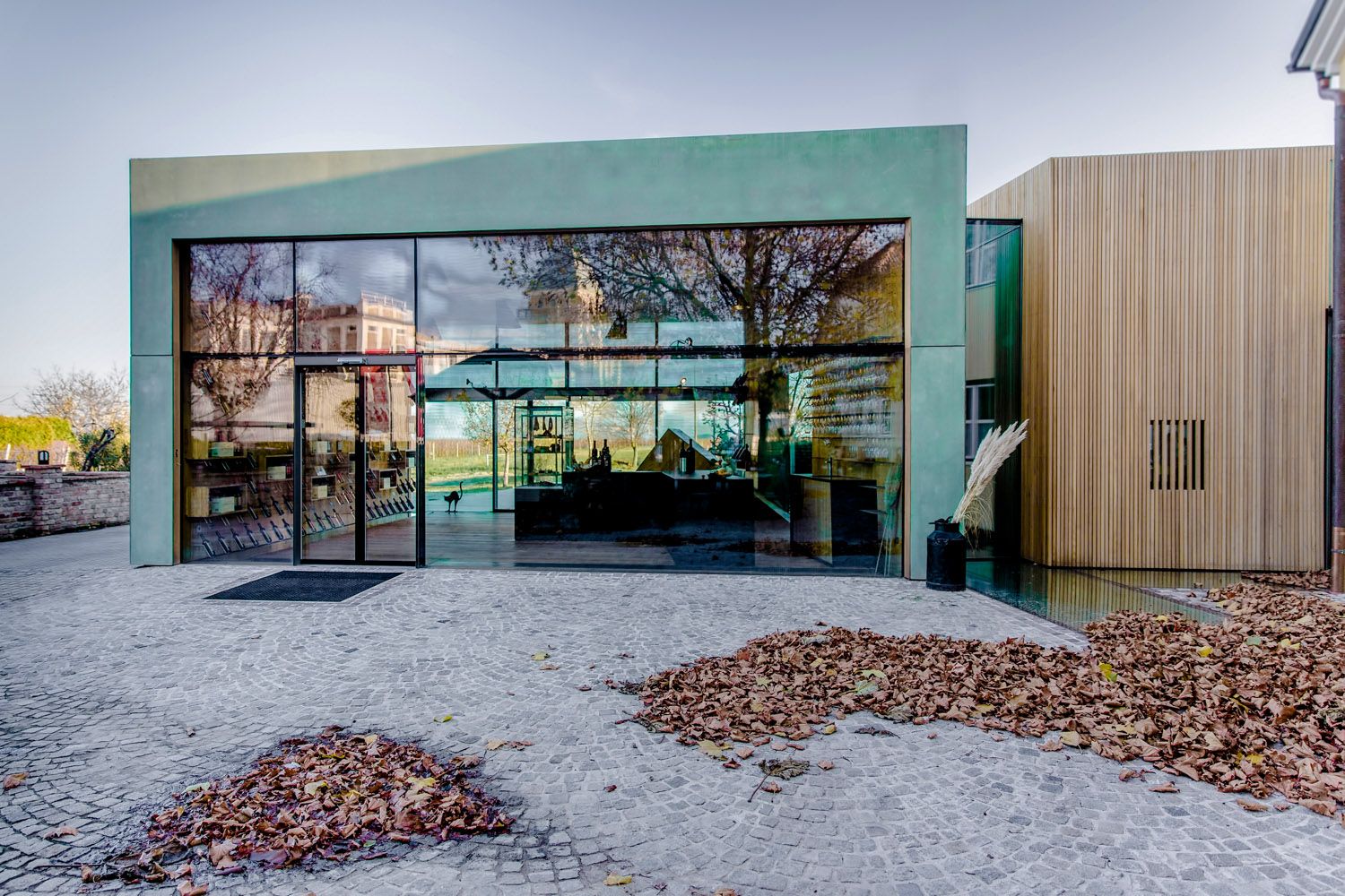 Wine shop