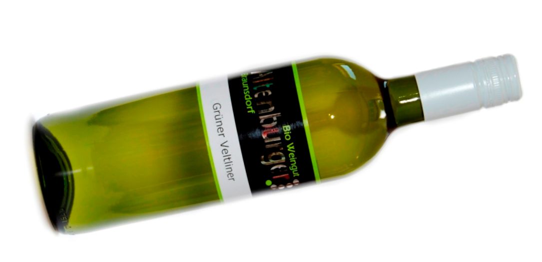 Wine bottle Grüne Veltliner from Altenburger.