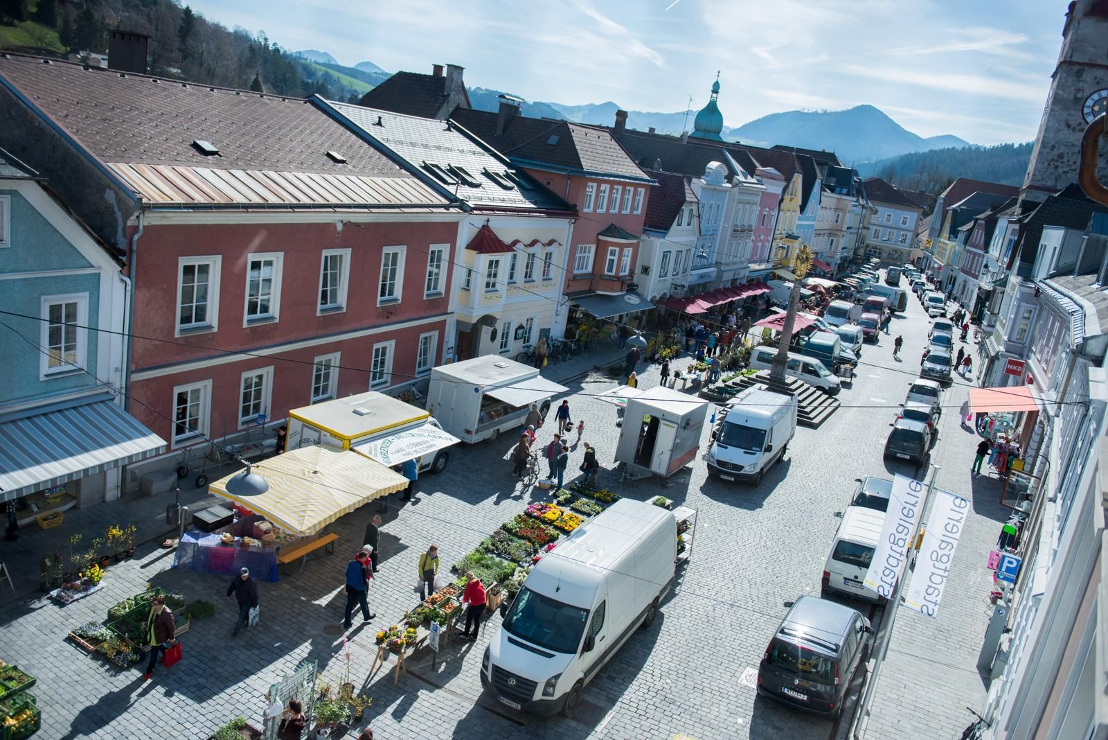 Weekly market
