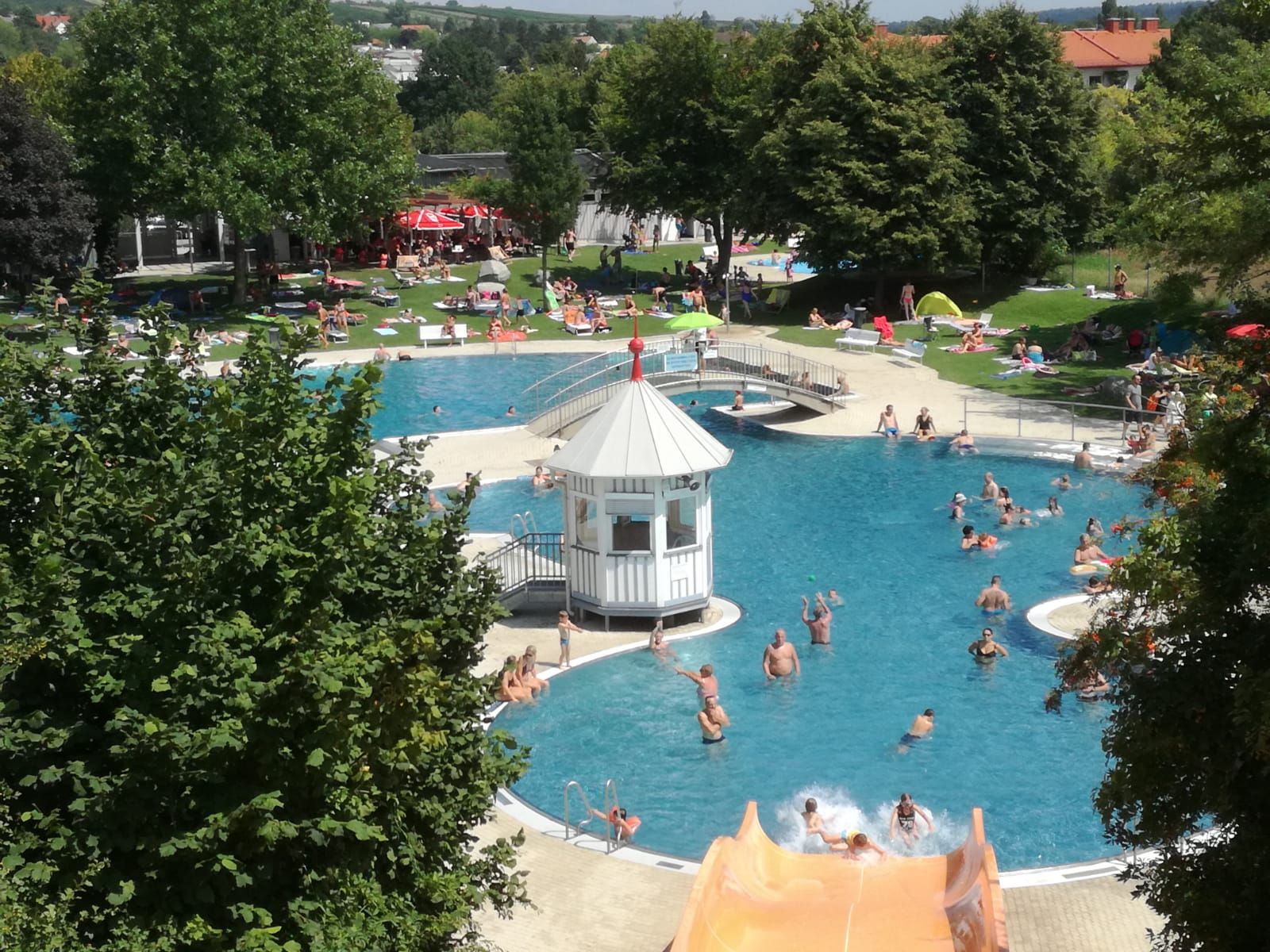 Wolkersdorf summer pool