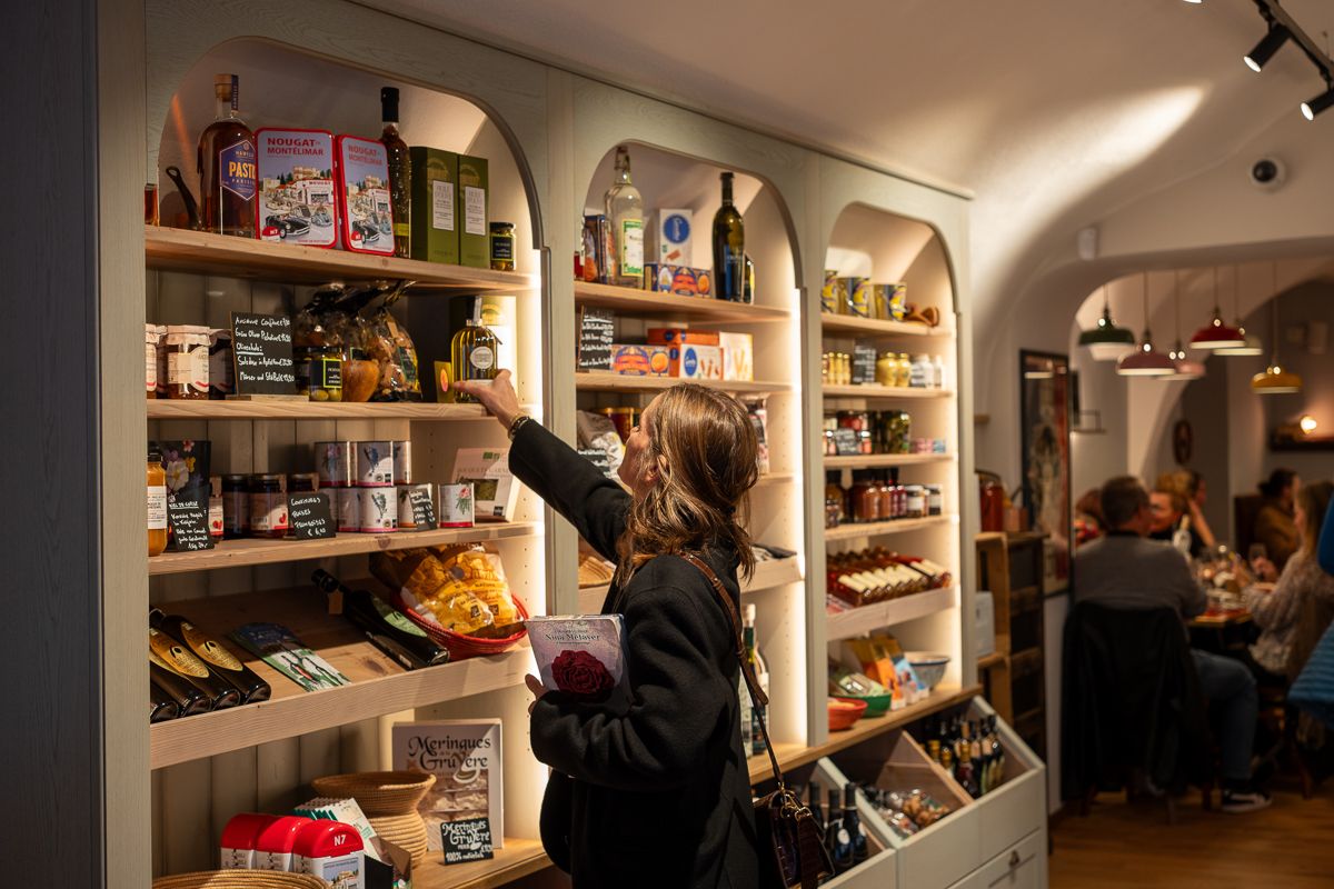 Seasonal delicatessen -La Marchande