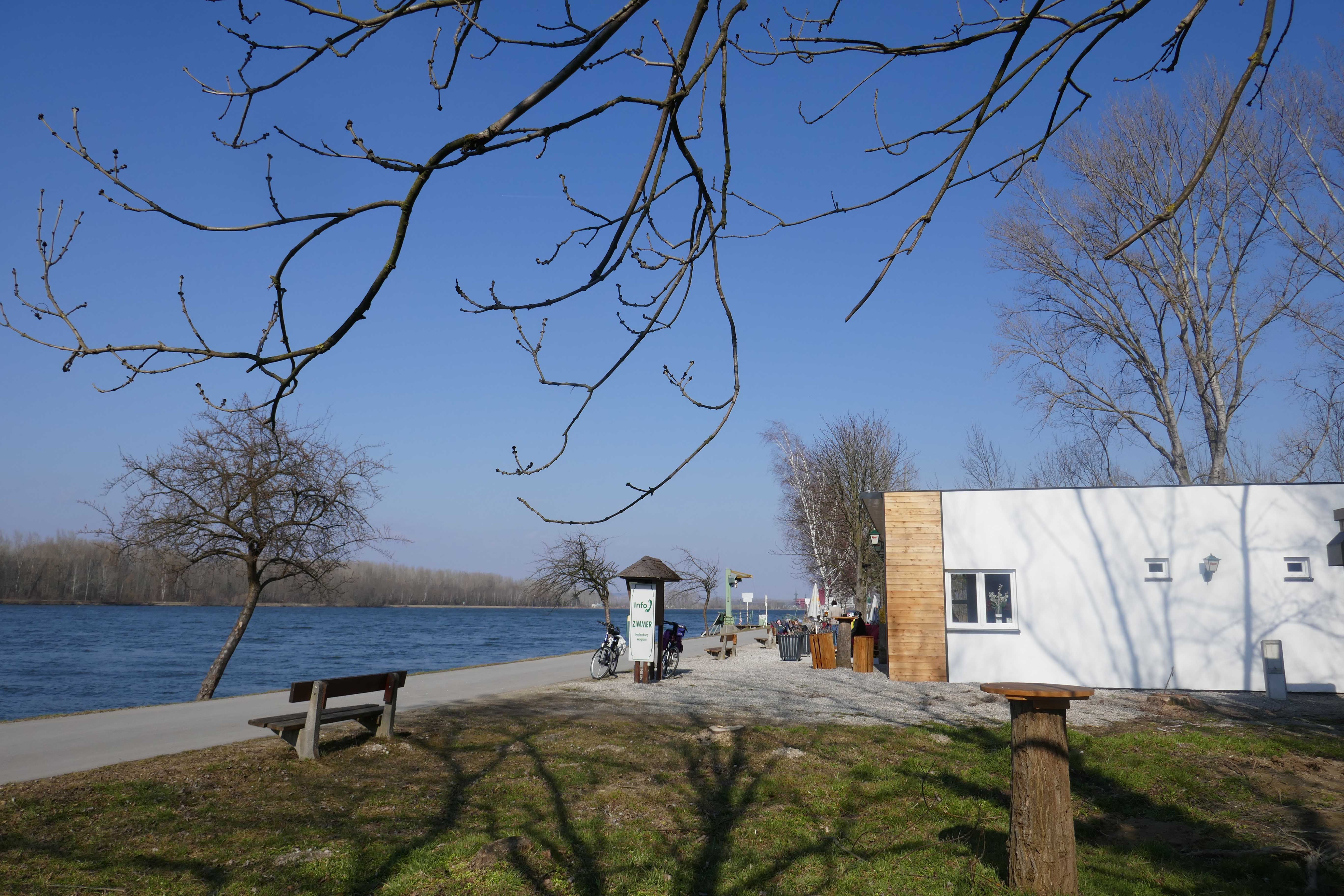 PortoVelo - directly on the Danube cycle path