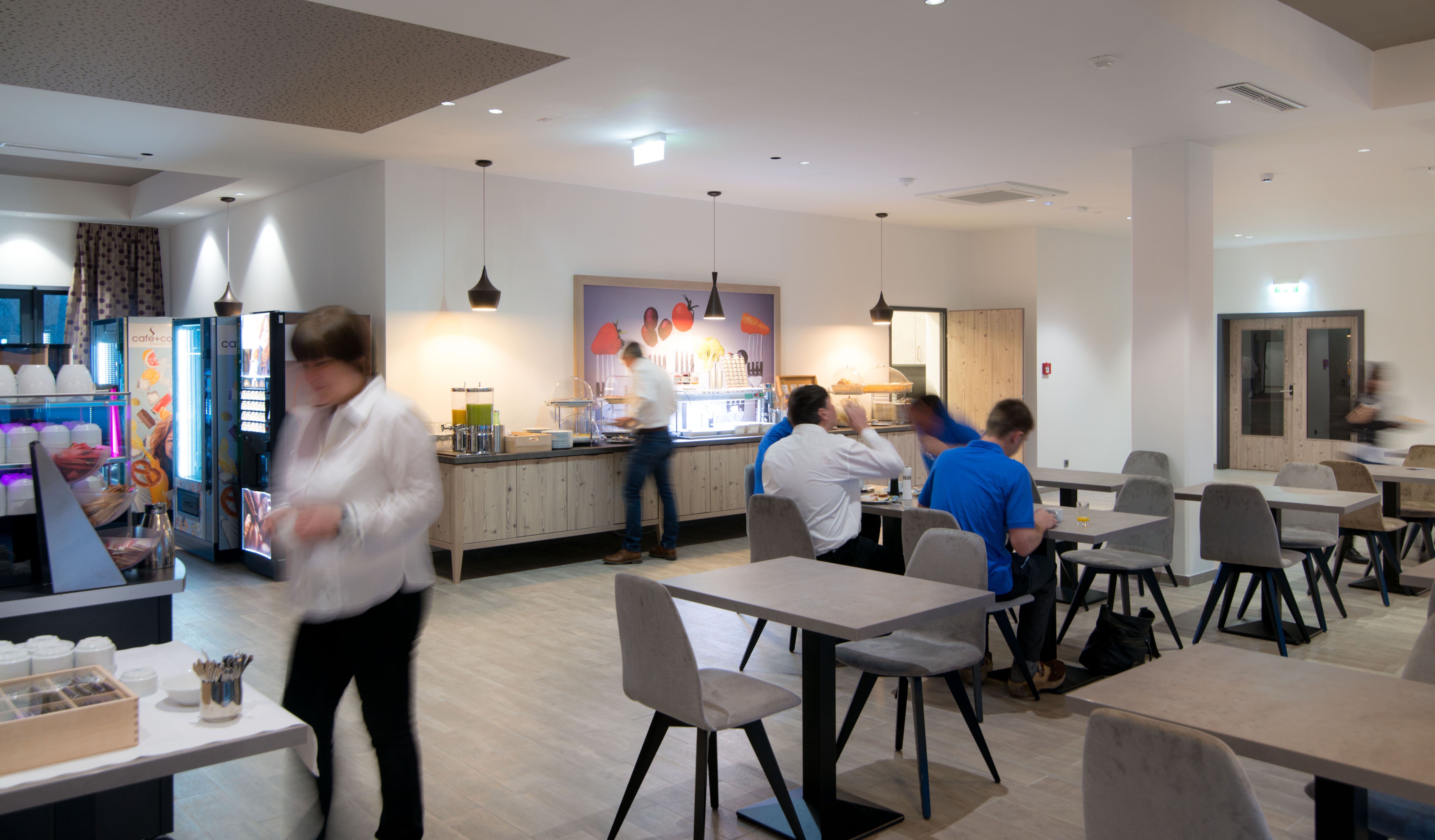 breakfast room_10