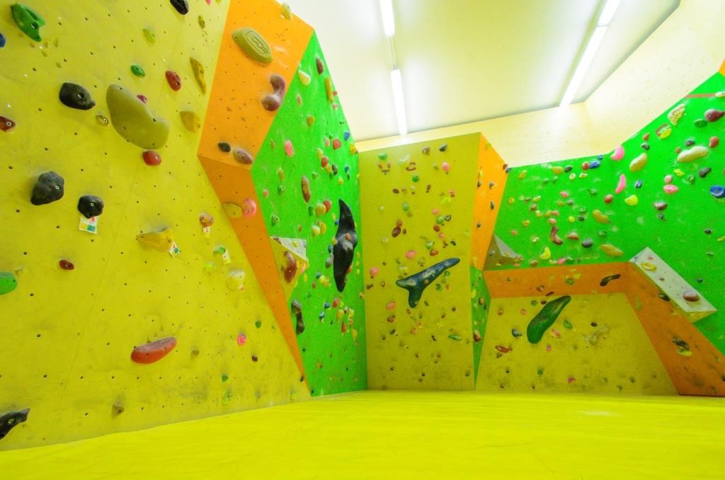 Bouldering hall