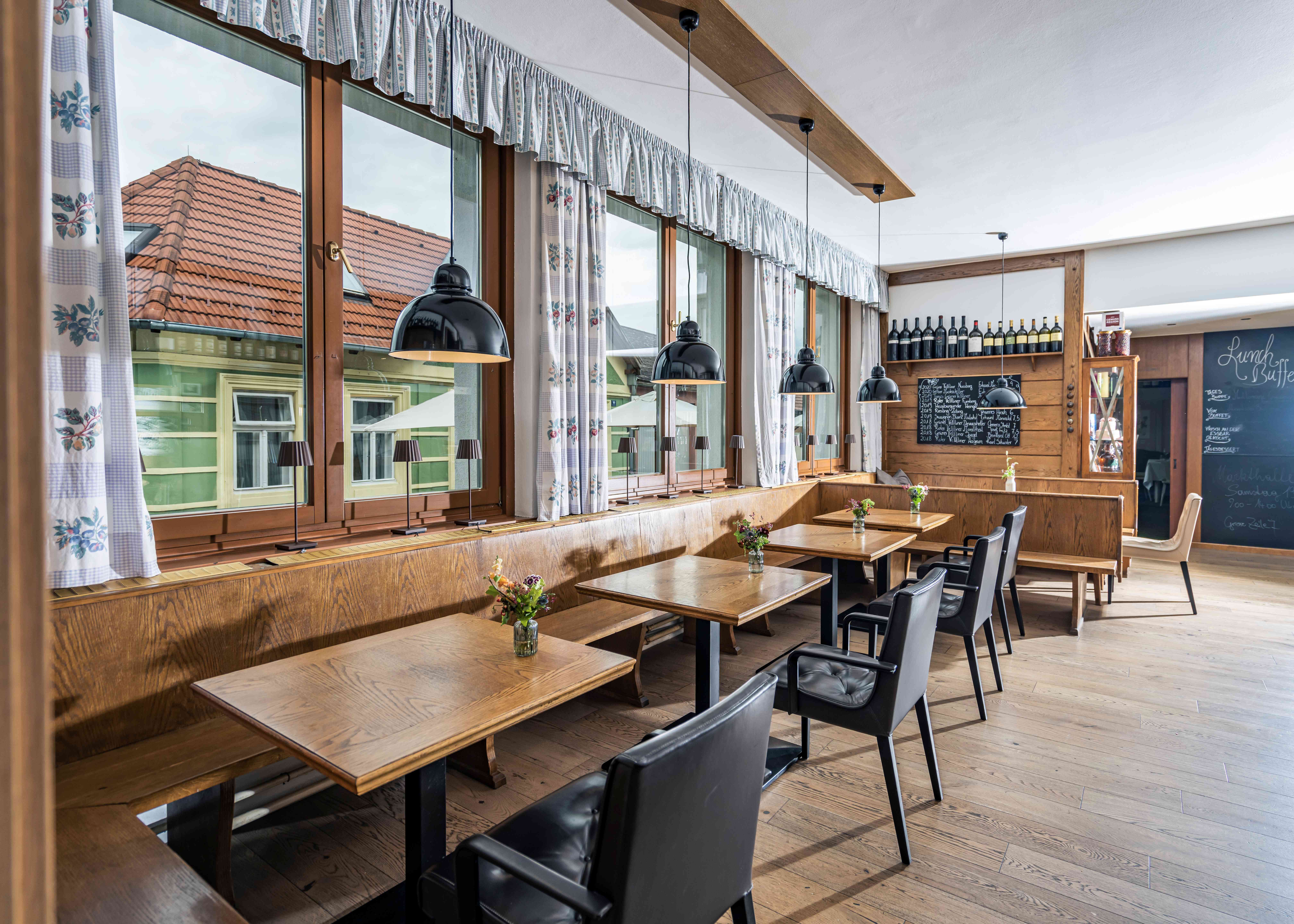 Relais & Châteaux "Cooking bar in the inn