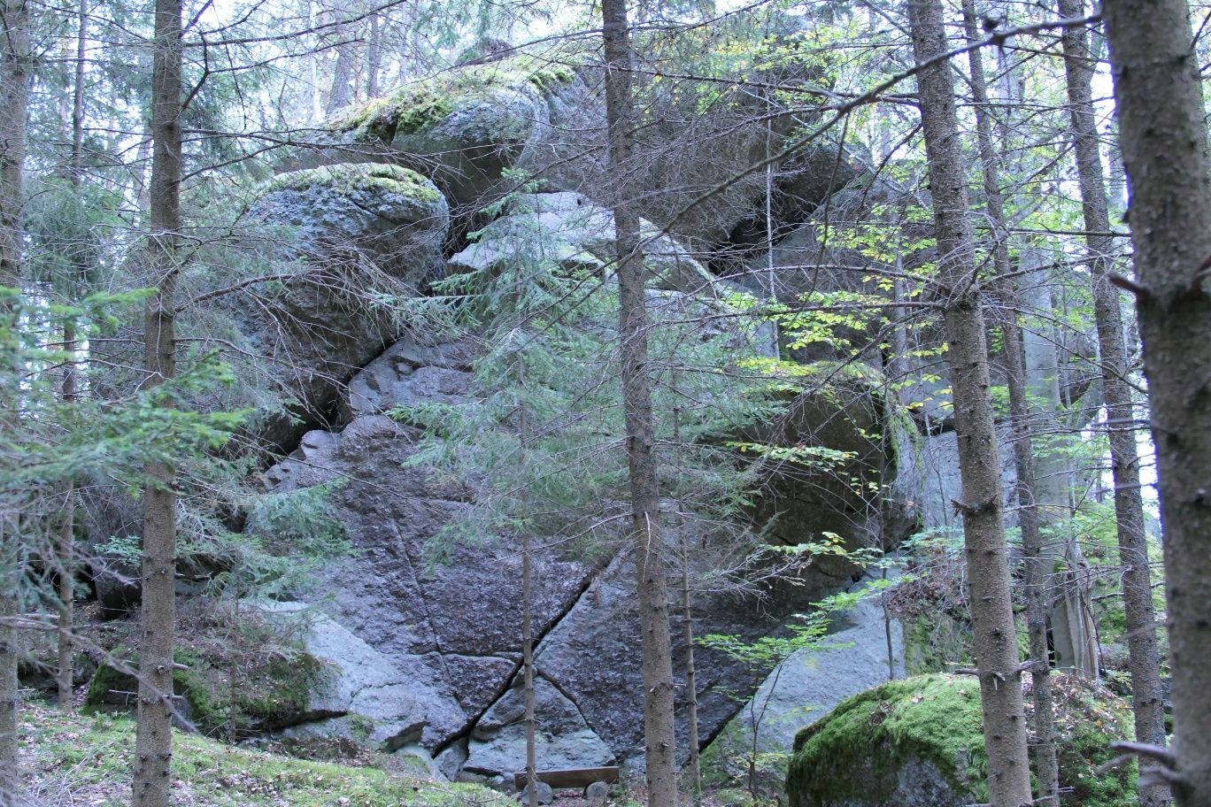 Devil's wall near Altmelon