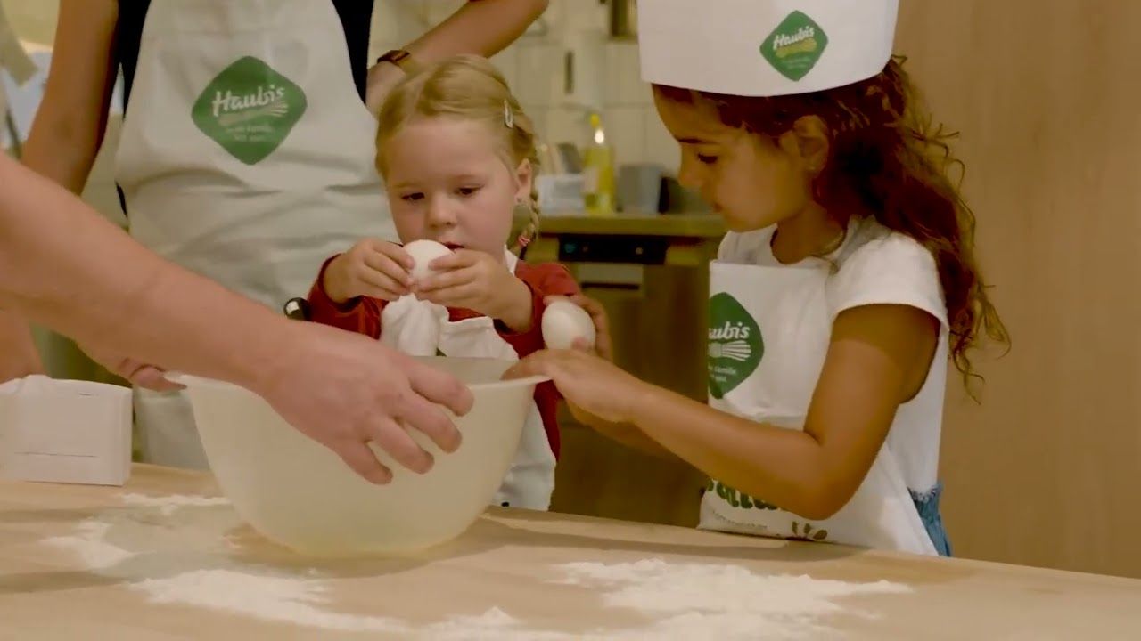 A video about the Haubiversum bread experience.