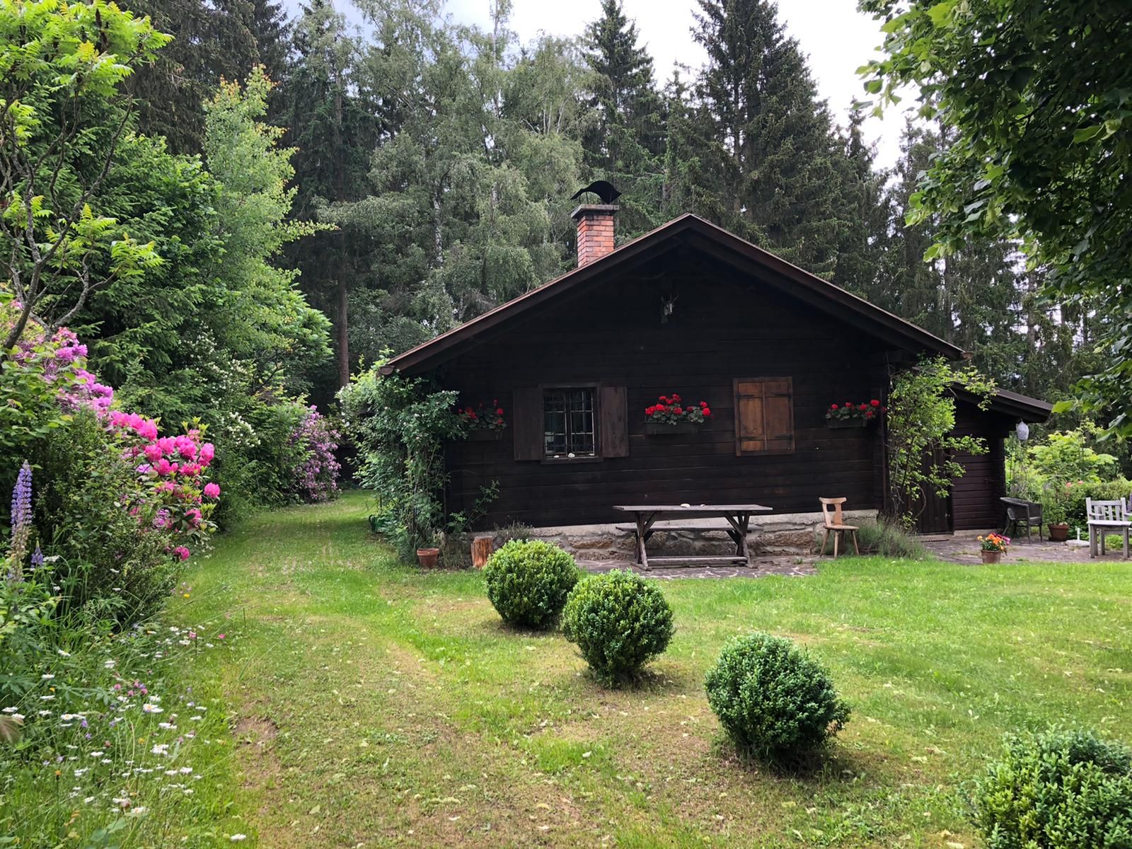 Hunting lodge