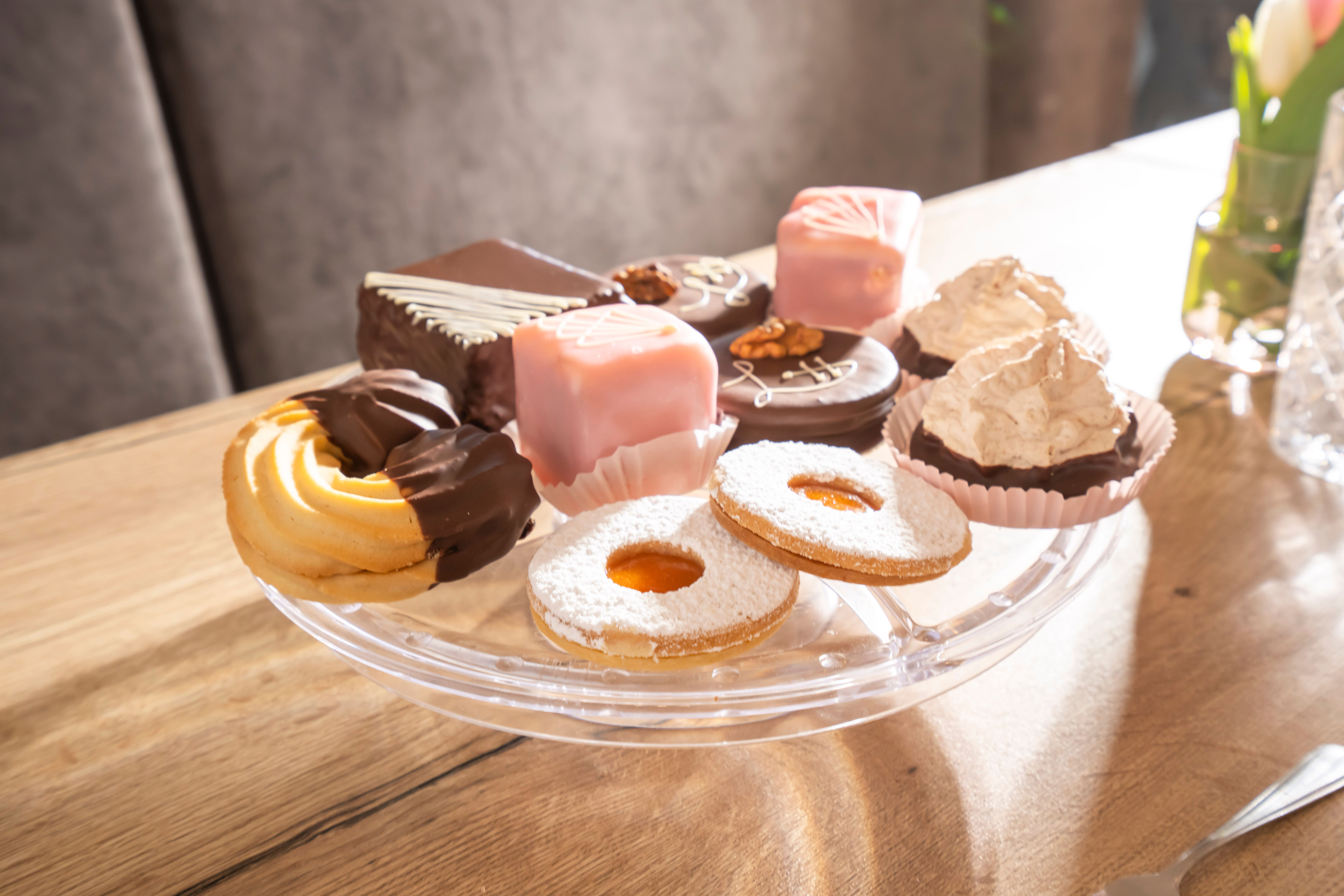 Plate with homemade desserts from Maria Harrauer