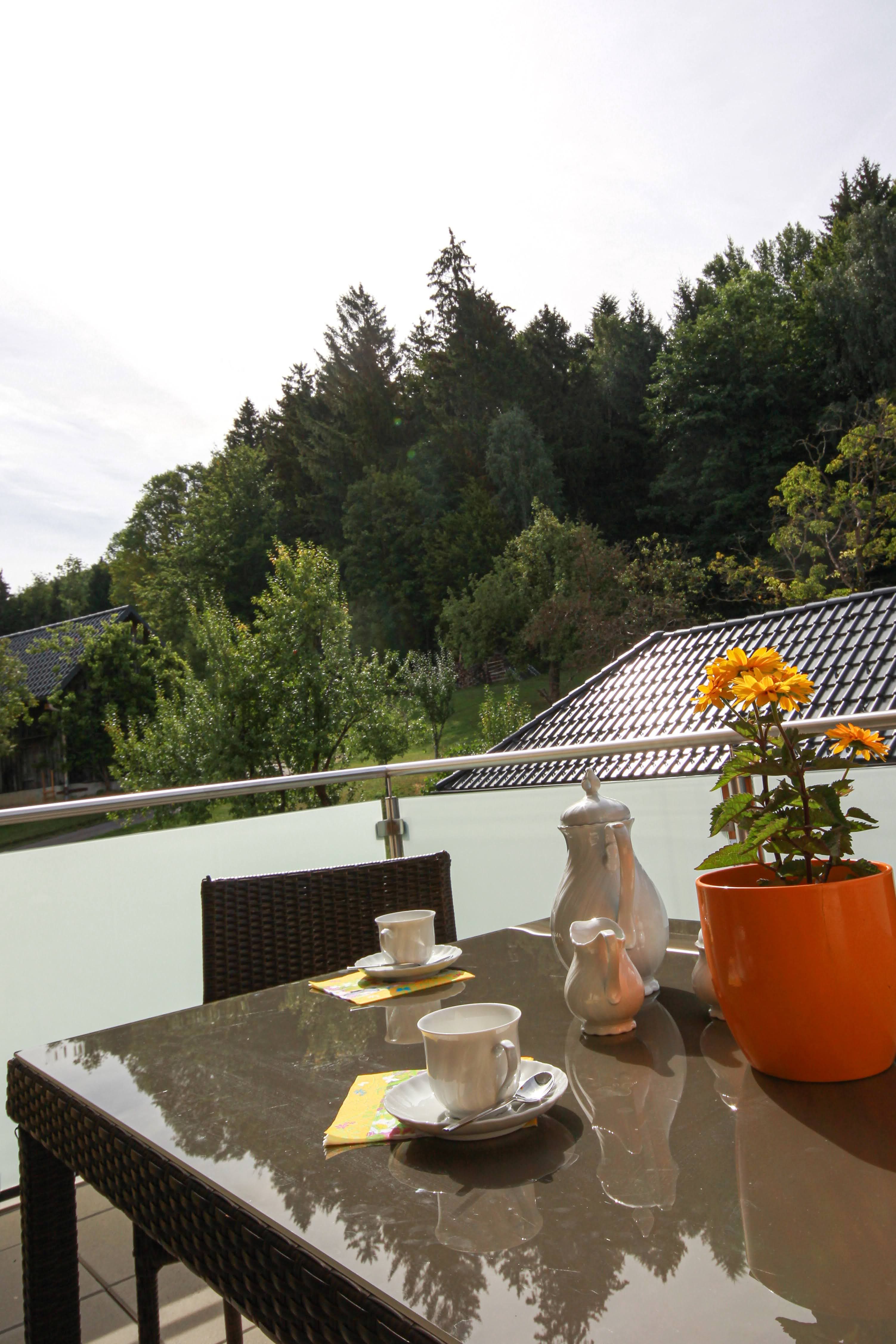 coffee-break-on-the-balcony