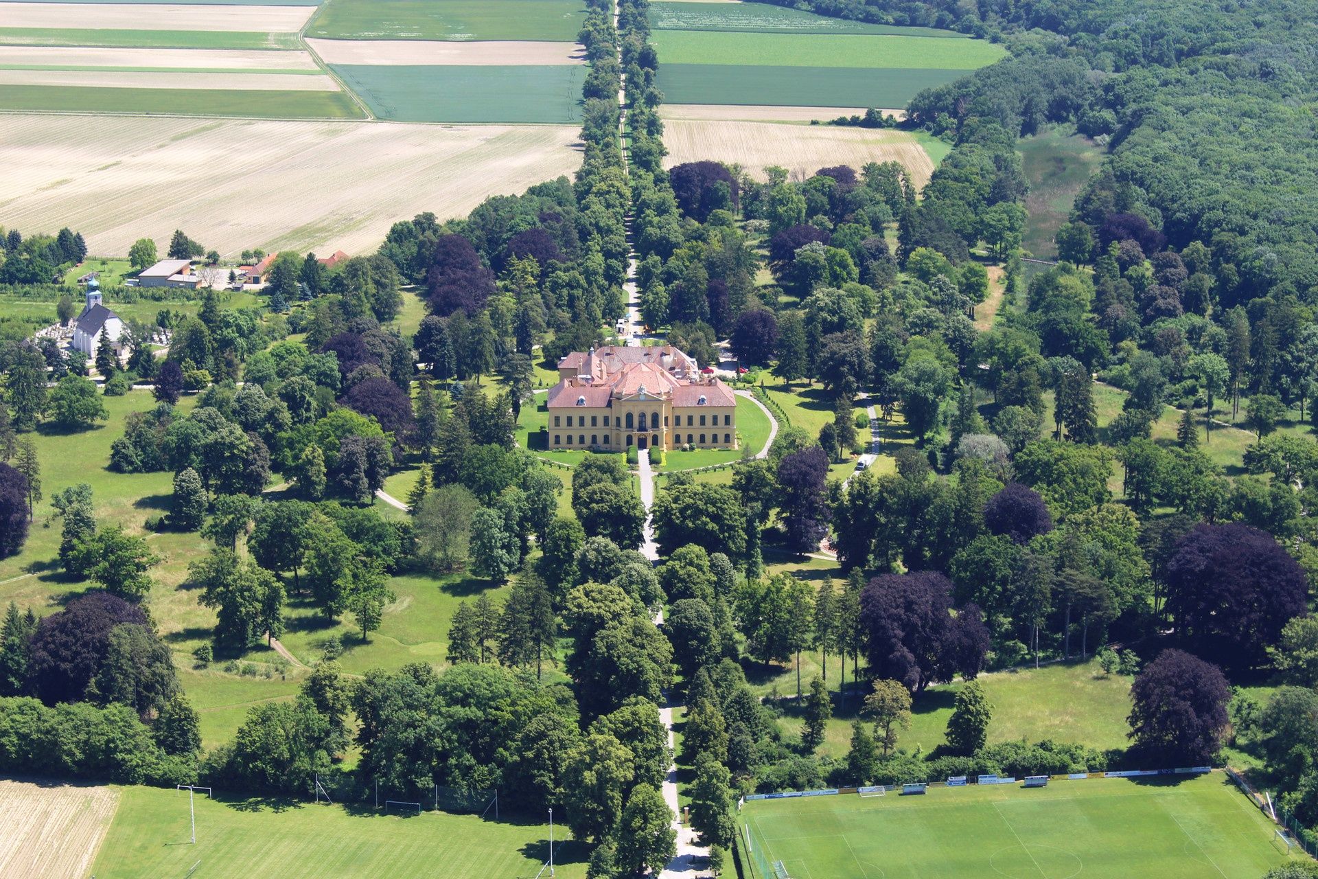 Walk through Eckartsau, Eckartsau Castle