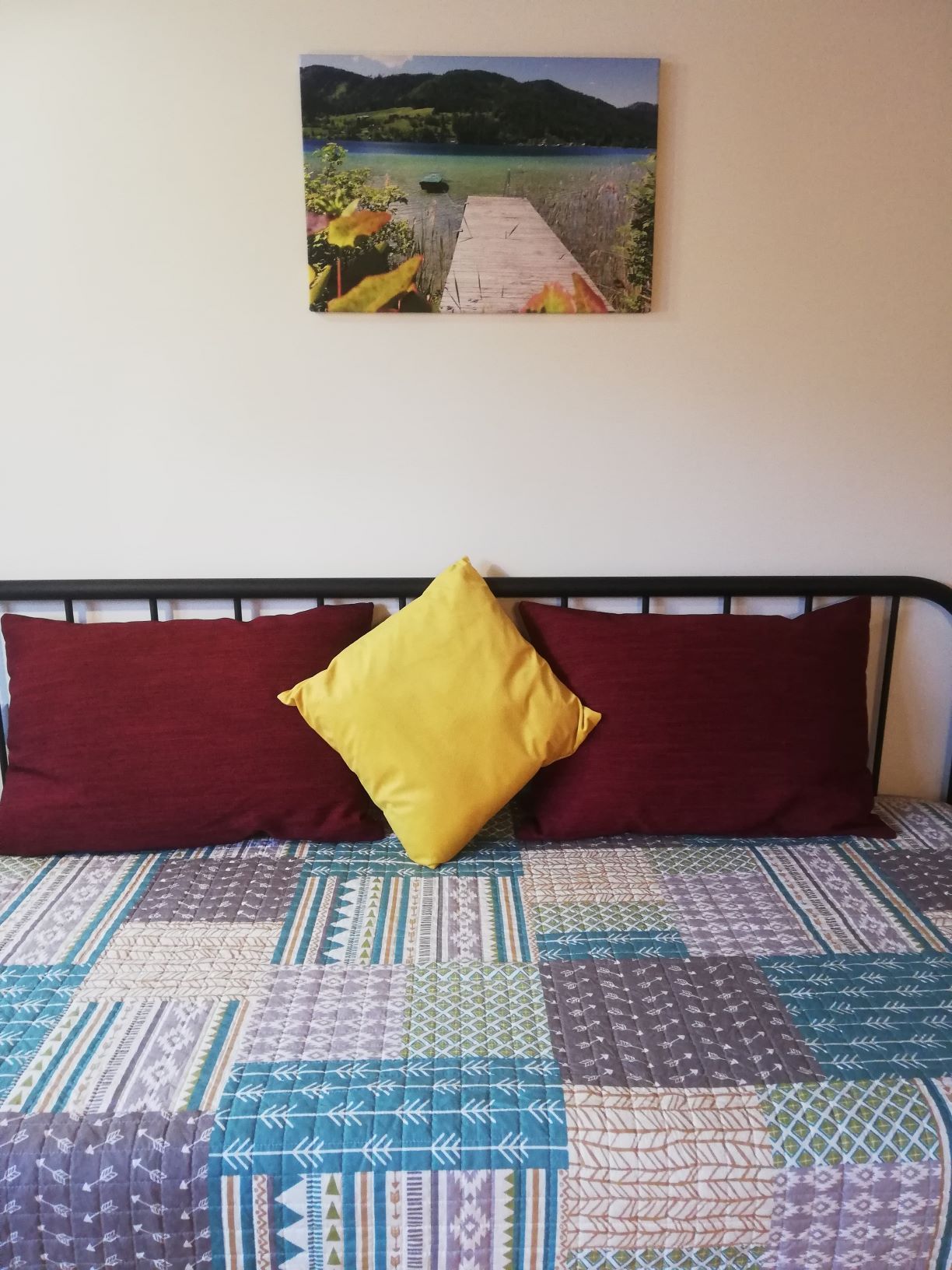 Day bed in apartment F