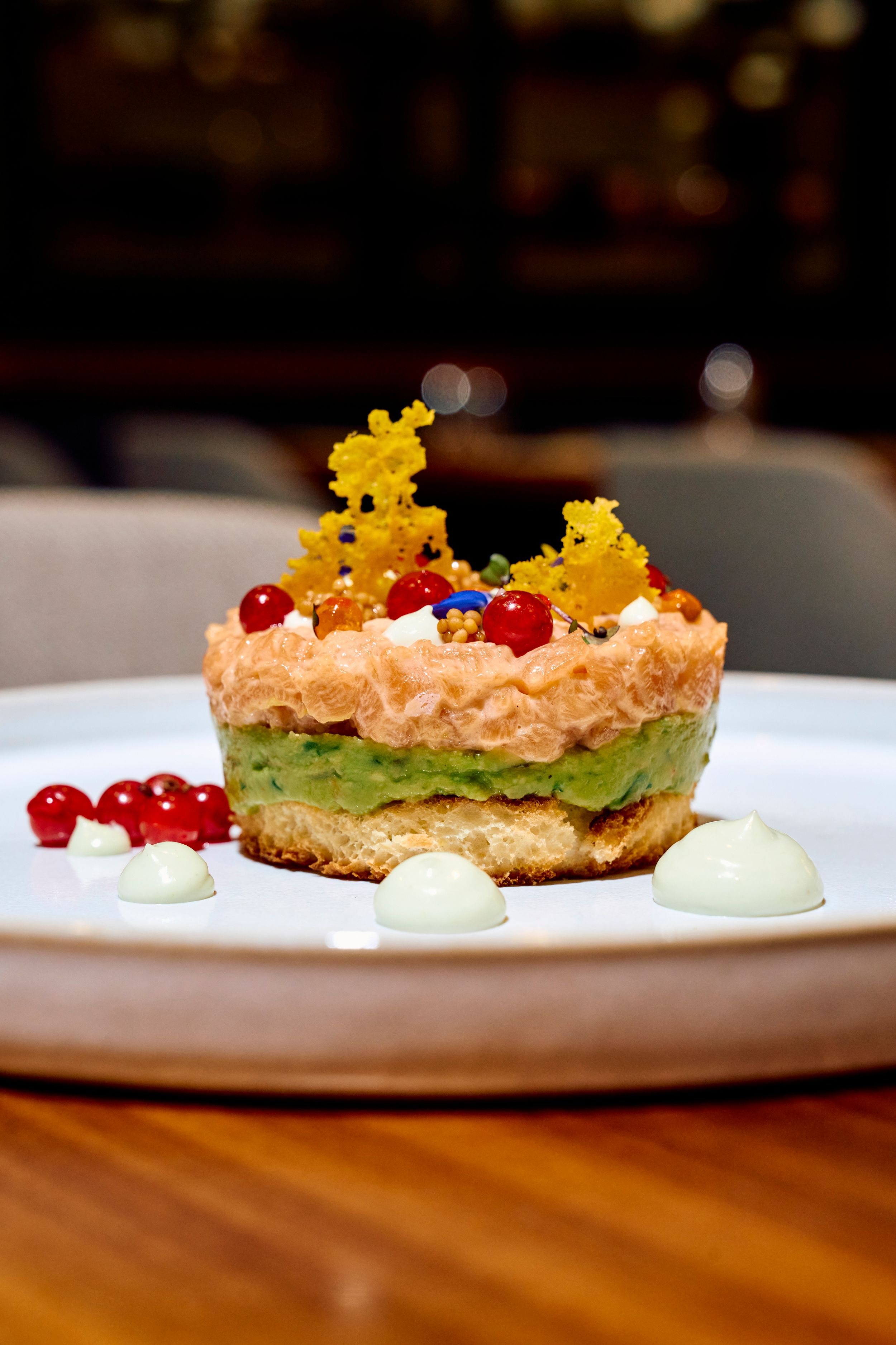 Wolfgang Puck Kitchen + Bar, Dining 