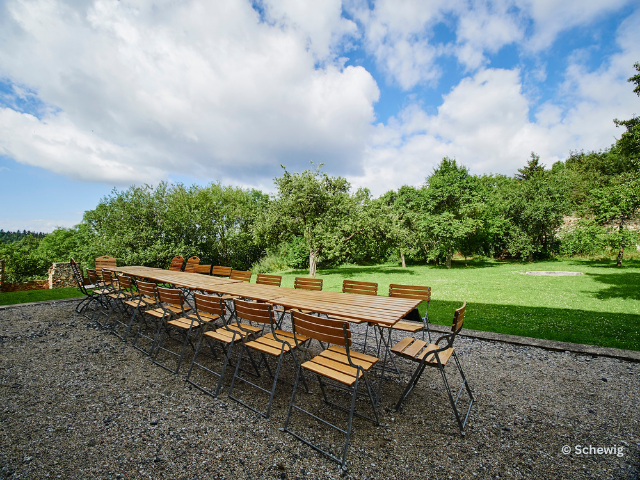 Monastery garden - Lenten table - Pernegg Monastery 2016 © Schewig