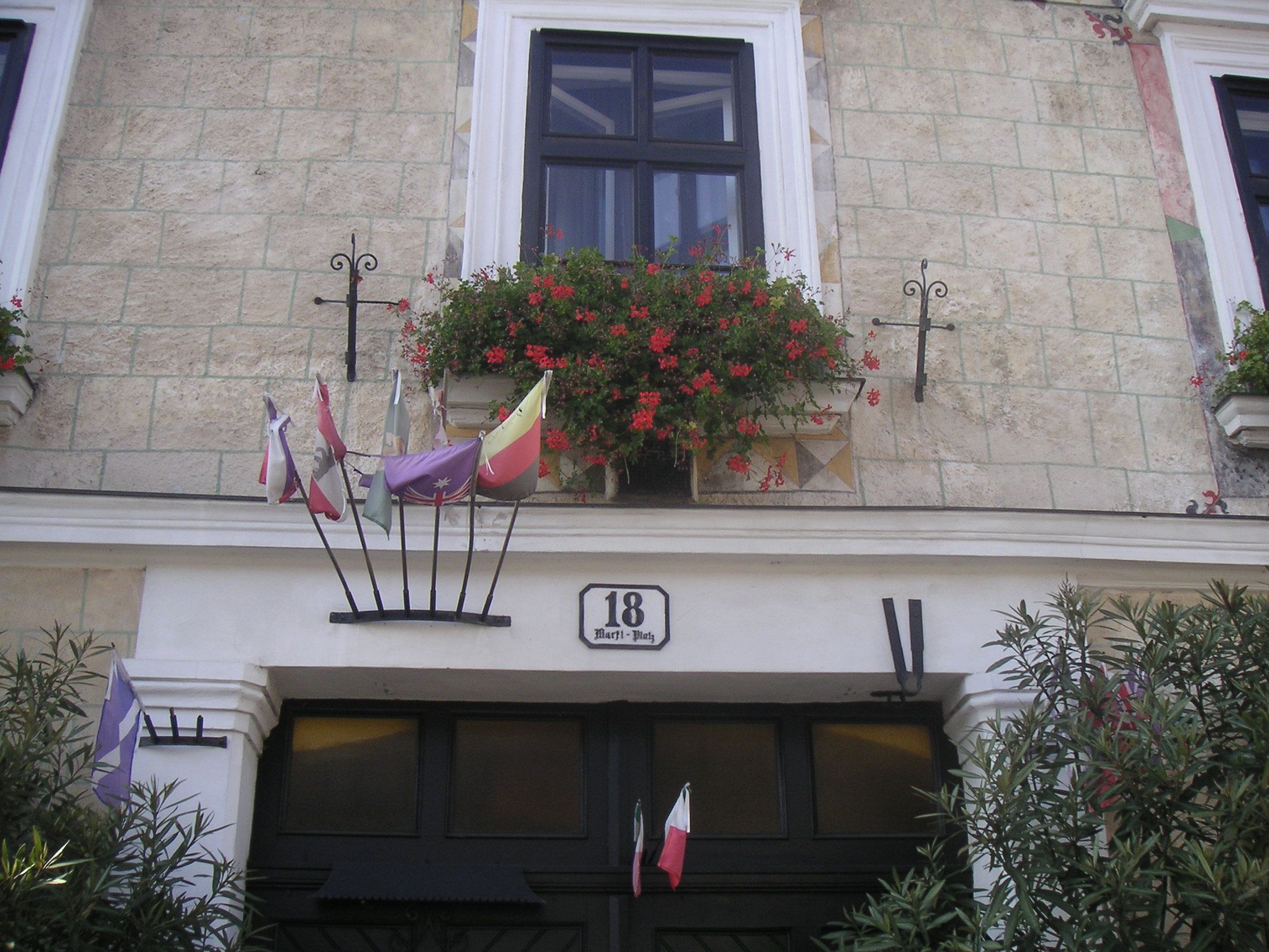 Marketplace 18