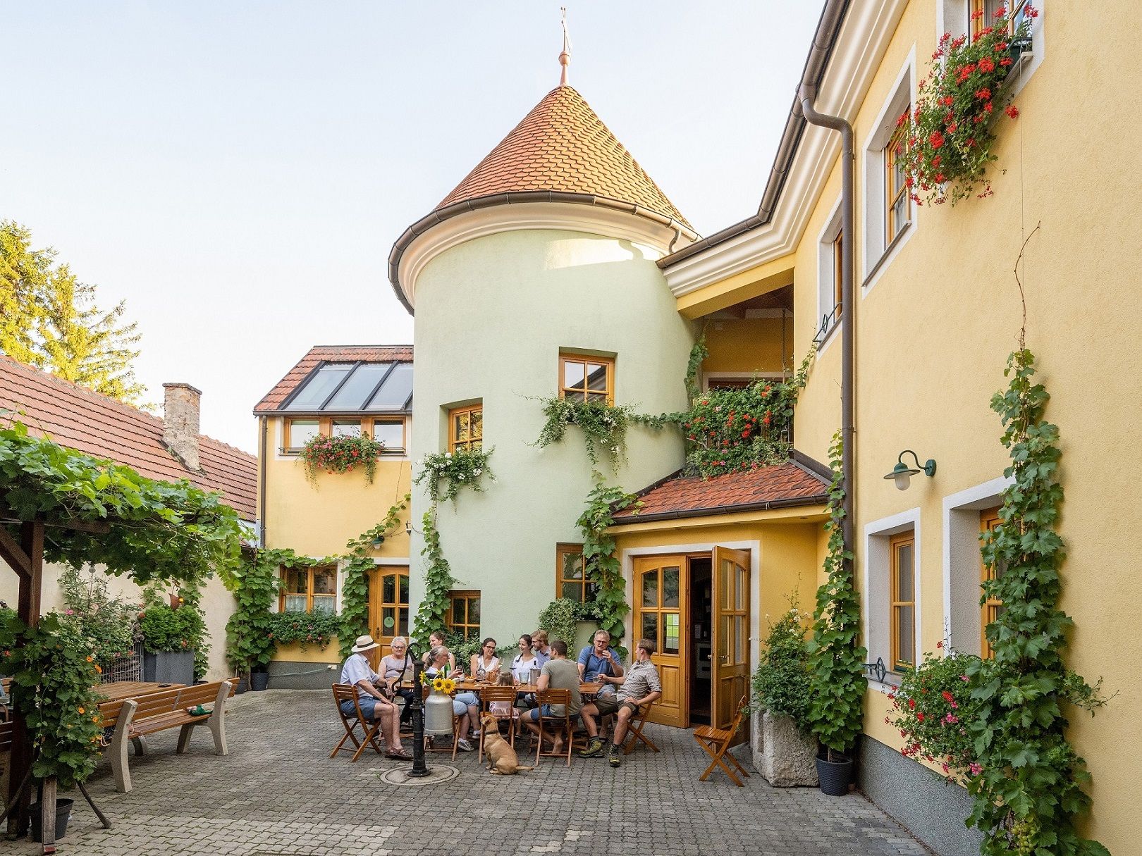 Inner courtyard, Herzog Winery, Brunngasse, Bad Vöslau