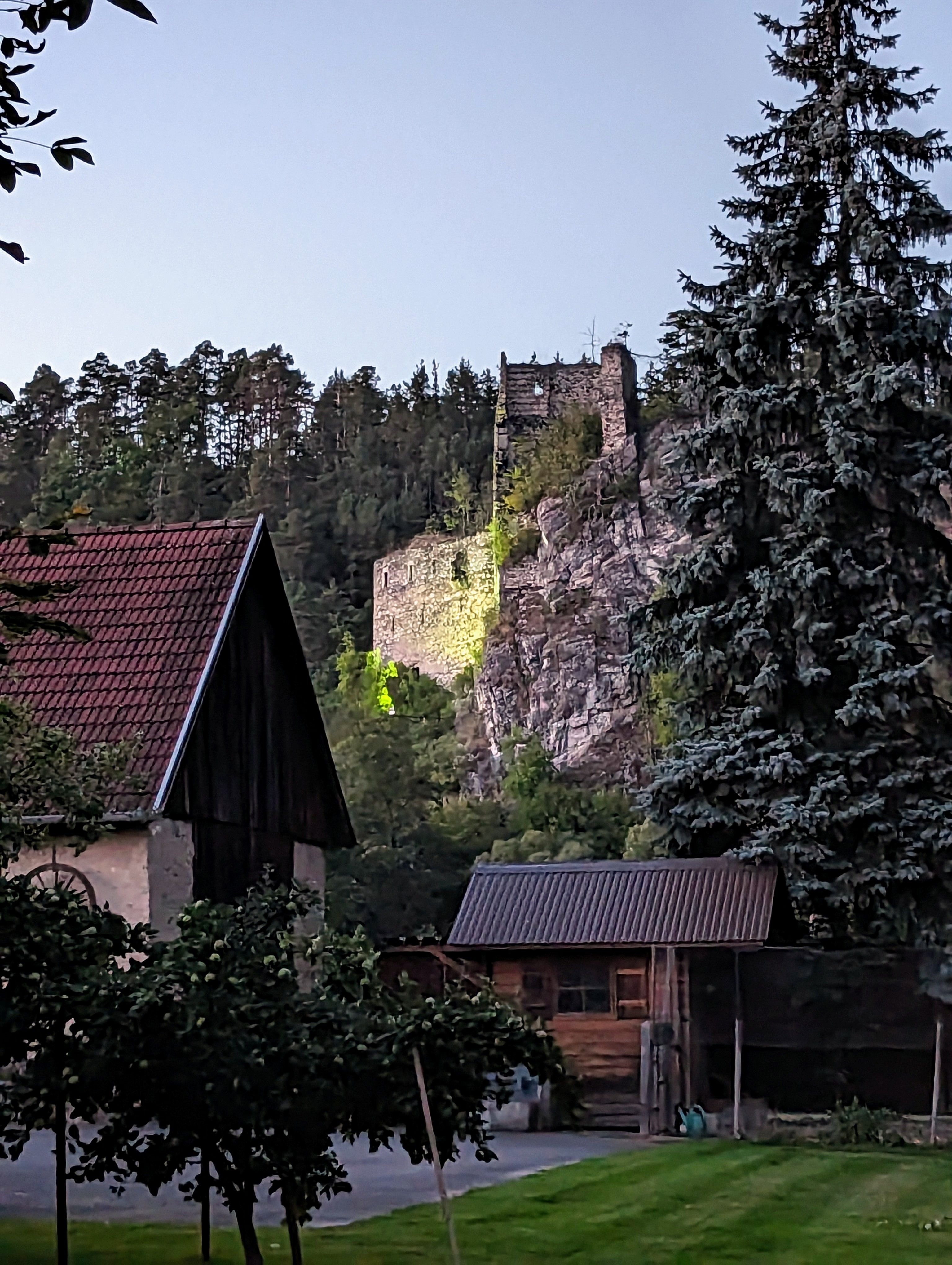 View of the Eibenstein ruins