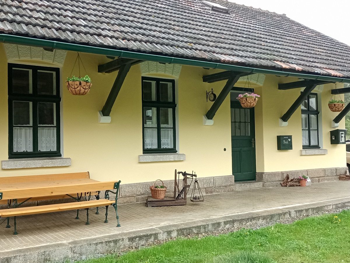 Nostalgia station