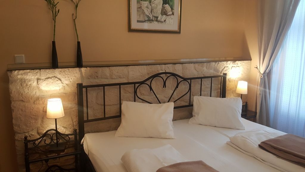 Double bed