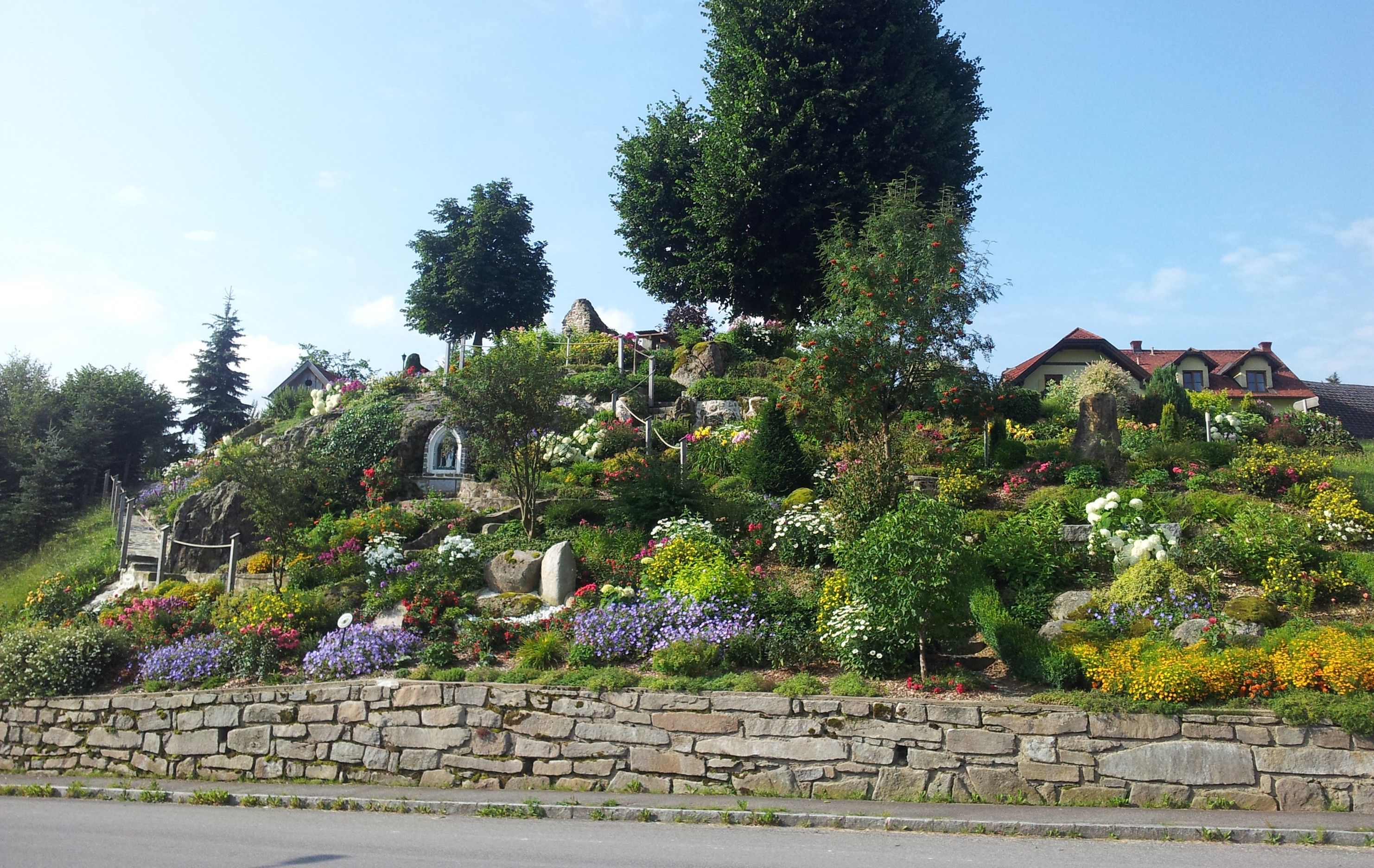 EXPERIENCE: Stone & Garden