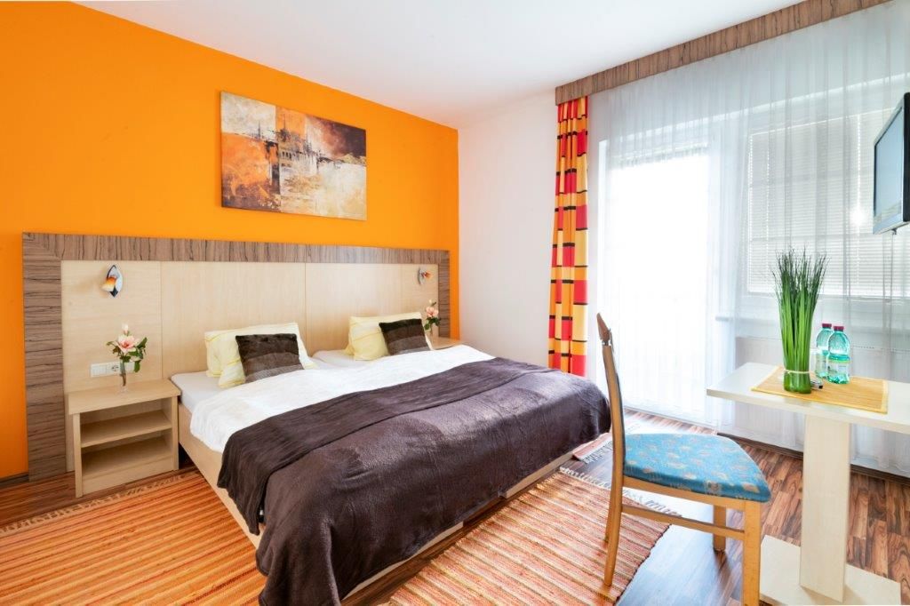 Room Hirschenwirt