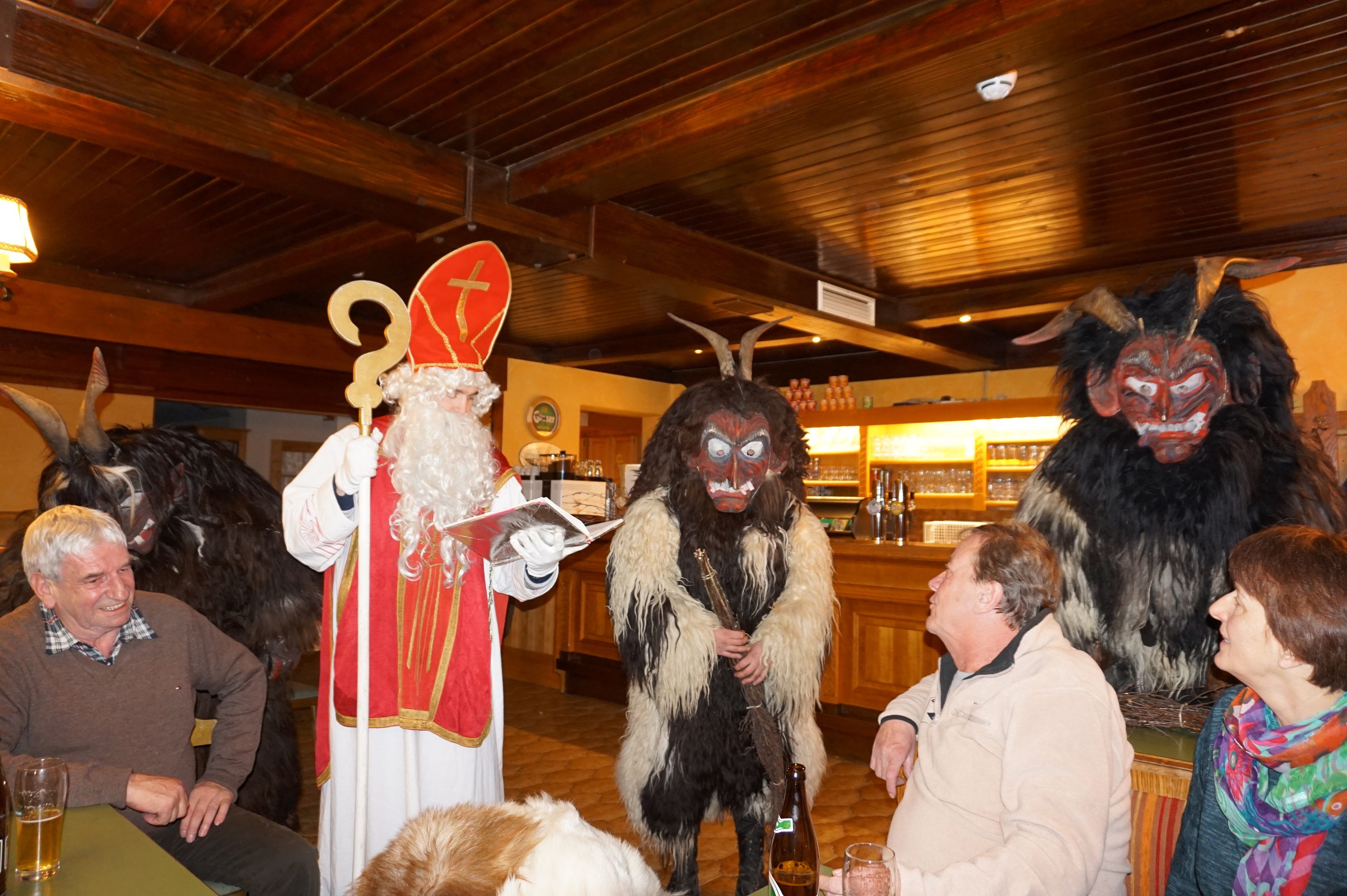 St. Nicholas and Kampus... Customs at the Stiegenwirt