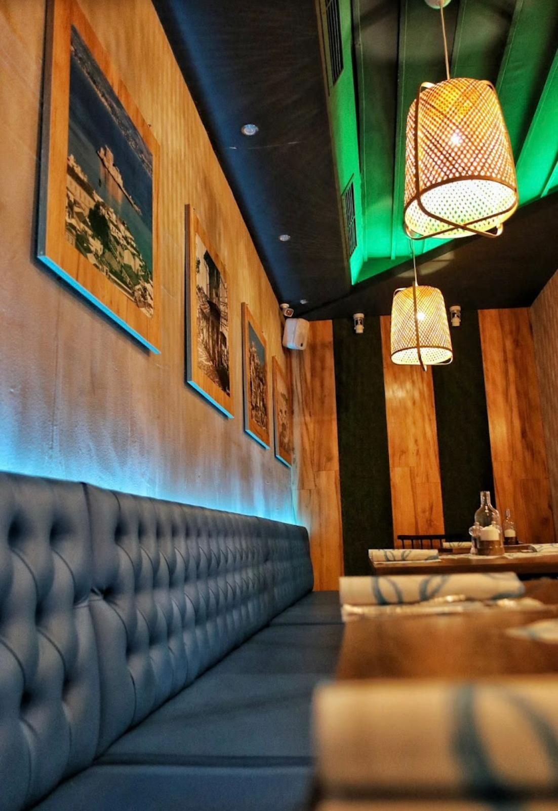 Blue bench Local inside