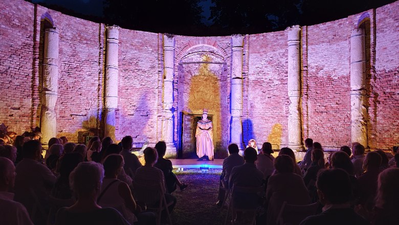 The Magic Flute in the Temple of the Night, © Schloss Schönau Management KG