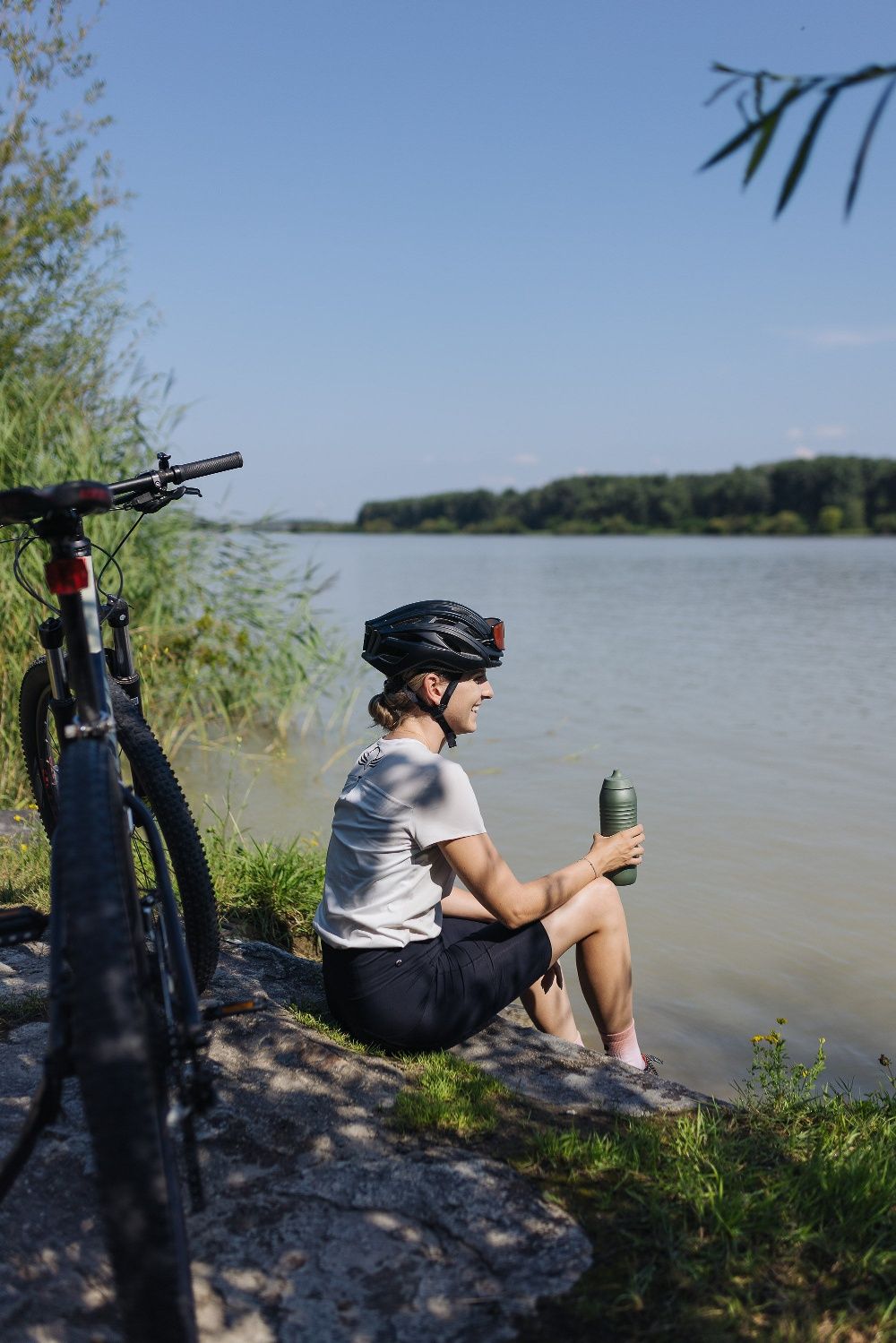 Rest next to the Danube near Tisza