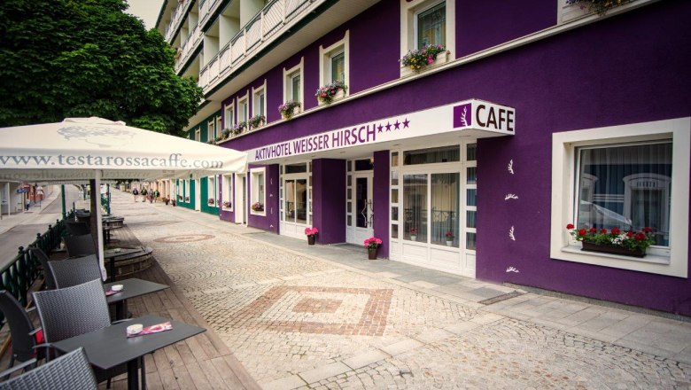 AWH Exterior view entrance terrace, © AWH BetriebsgmbH AWH Exterior view entrance terrace, © AWH BetriebsgmbH