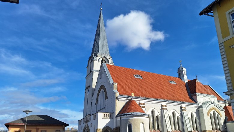 Exterior view of Pressbaum parish church, © Christine Heuböck