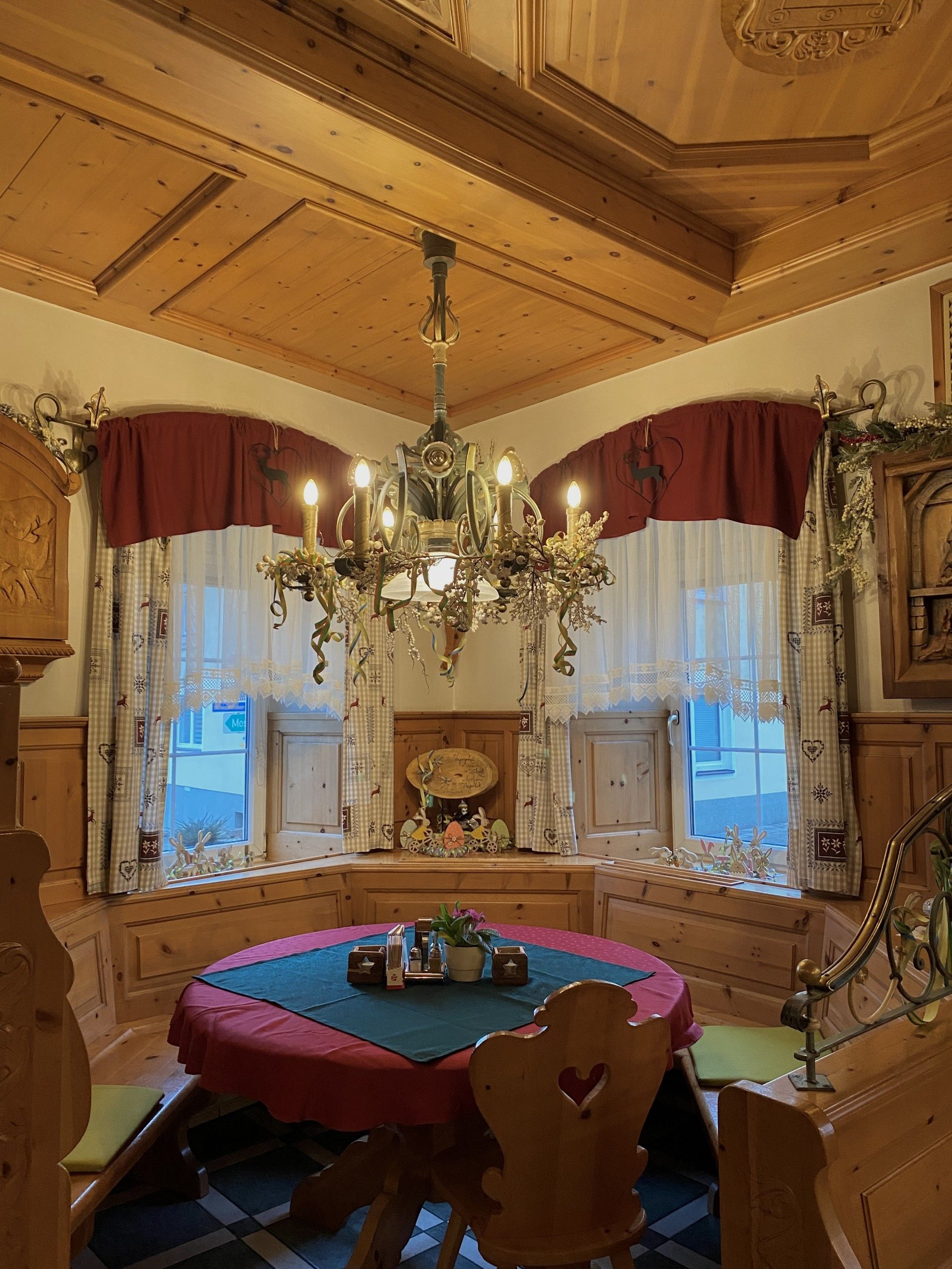 Zatl Inn 