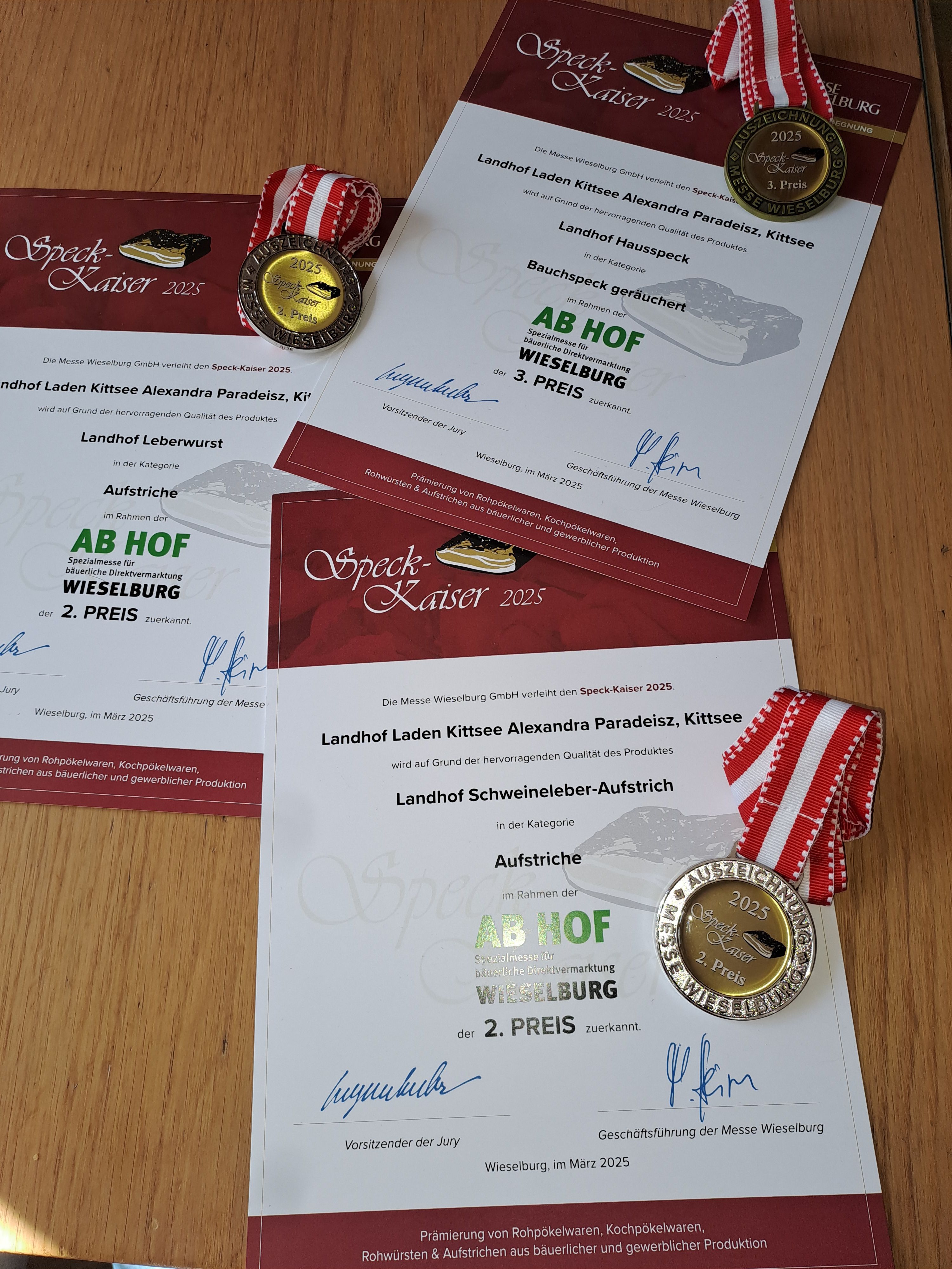 Landhof Laden Kittsee, certificates for the products from our own production