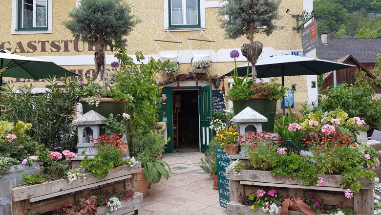 Entrance area and guest garden at the Buchberger, © Buchbergers Landhof