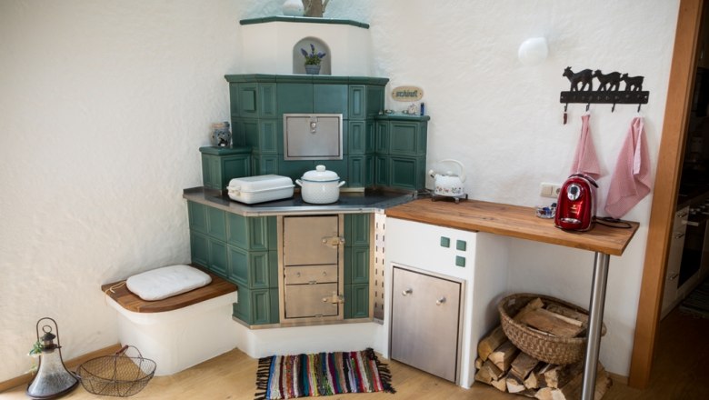 Tiled stove, © Landhaus Lunkowitz