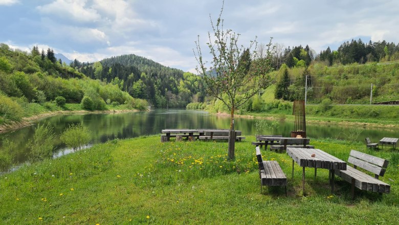 &Ouml;tscher:grill by the lake, &copy; Naturpark &Ouml;tscher-Torm&auml;uer