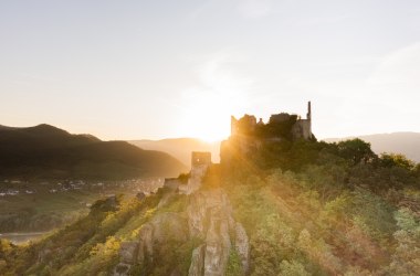 Dürnstein Castle Ruins: a Jewel on the Danube , © Donau NÖ / Robert Herbst