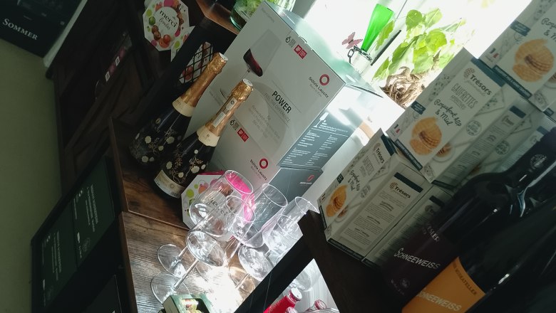 Assortment Vinothek Marktcafe Weinsusi, &copy; Susanne Fitzner