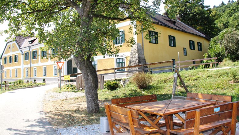 Meierhof bench, © zVg Gemeinde Randegg
