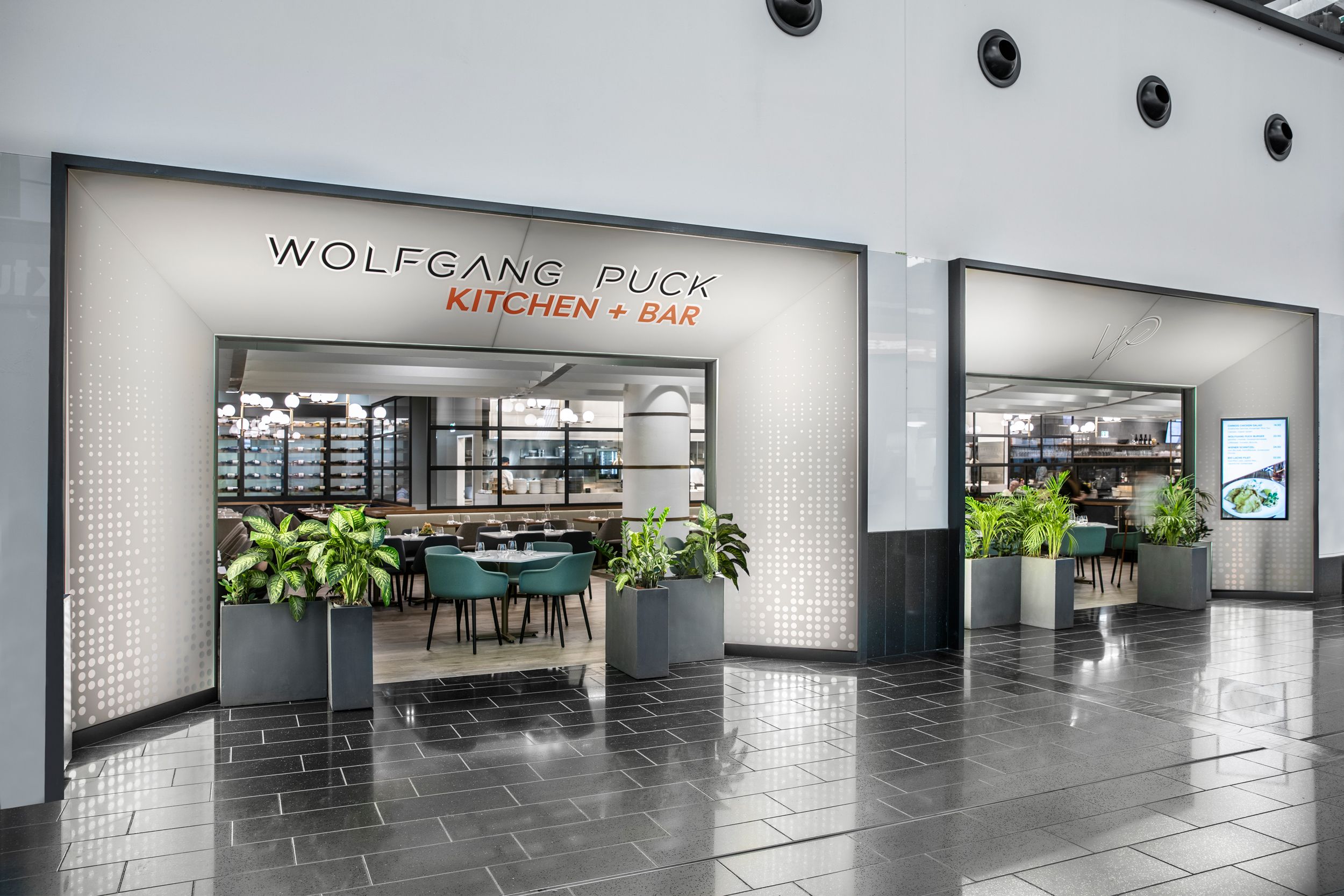 Wolfgang Puck Kitchen + Bar, exterior view