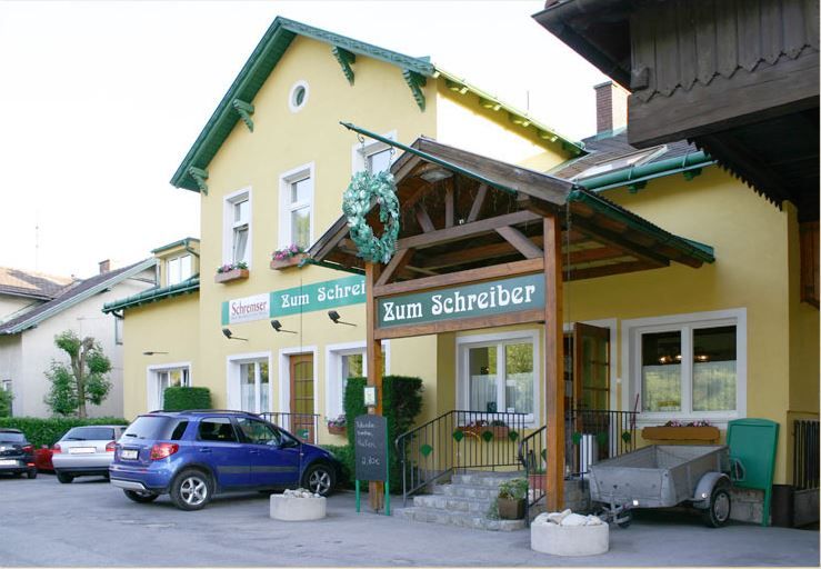 Inn "Zum Schreiber"_entrance