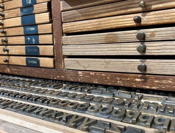 Art bookbinding, &copy; Ybbstaler Alpen_Karin Hager