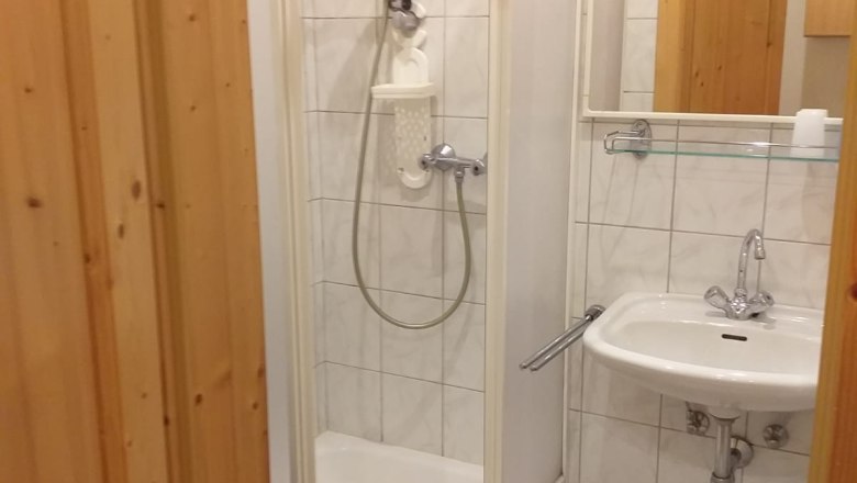 Bathroom in the "Ybbsblick", © Augustine Ertelthalner