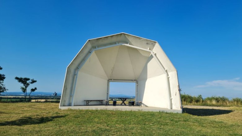 Wagram window, © Verena Schnatter